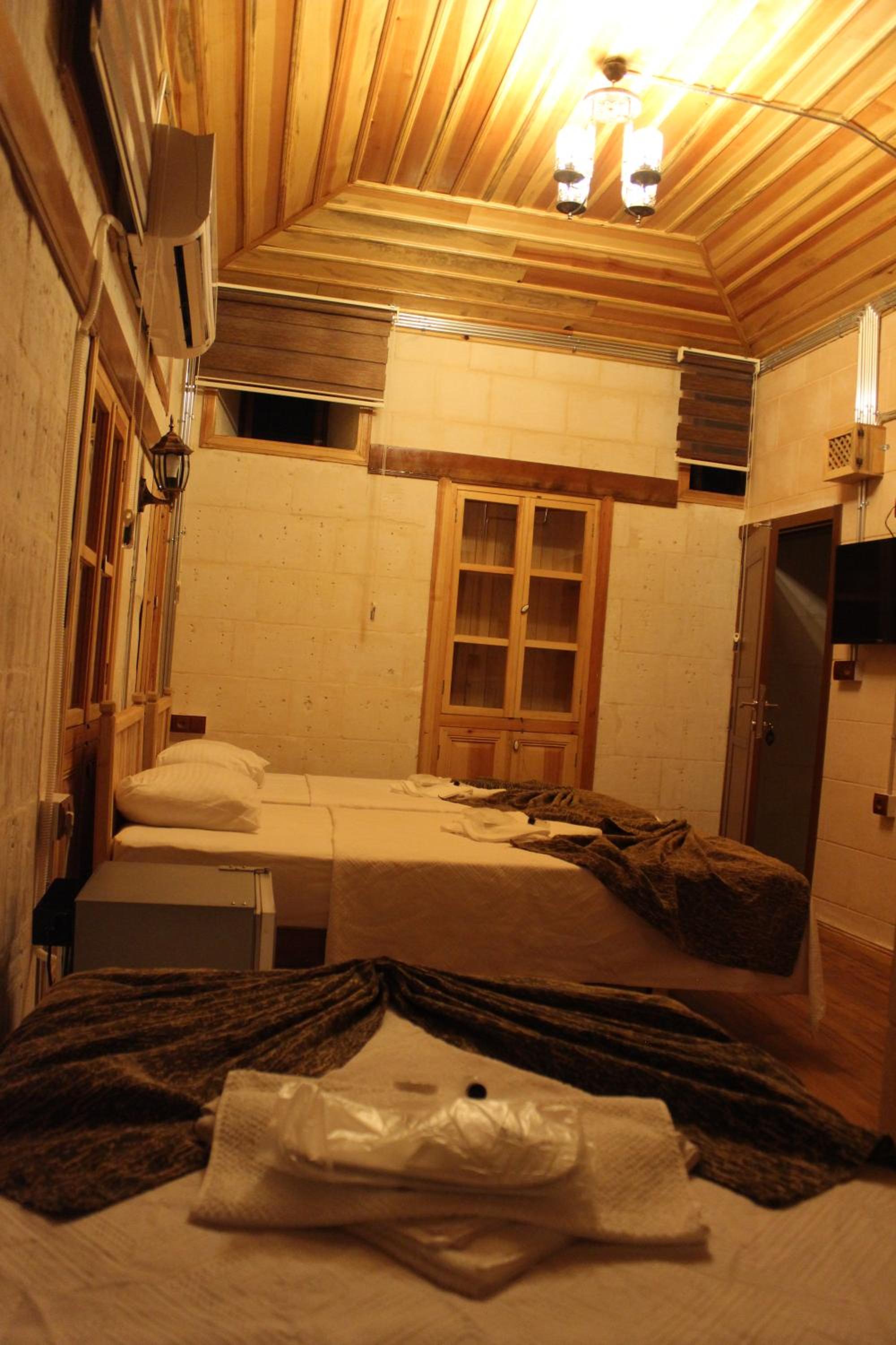 Family Room with View photo 3
