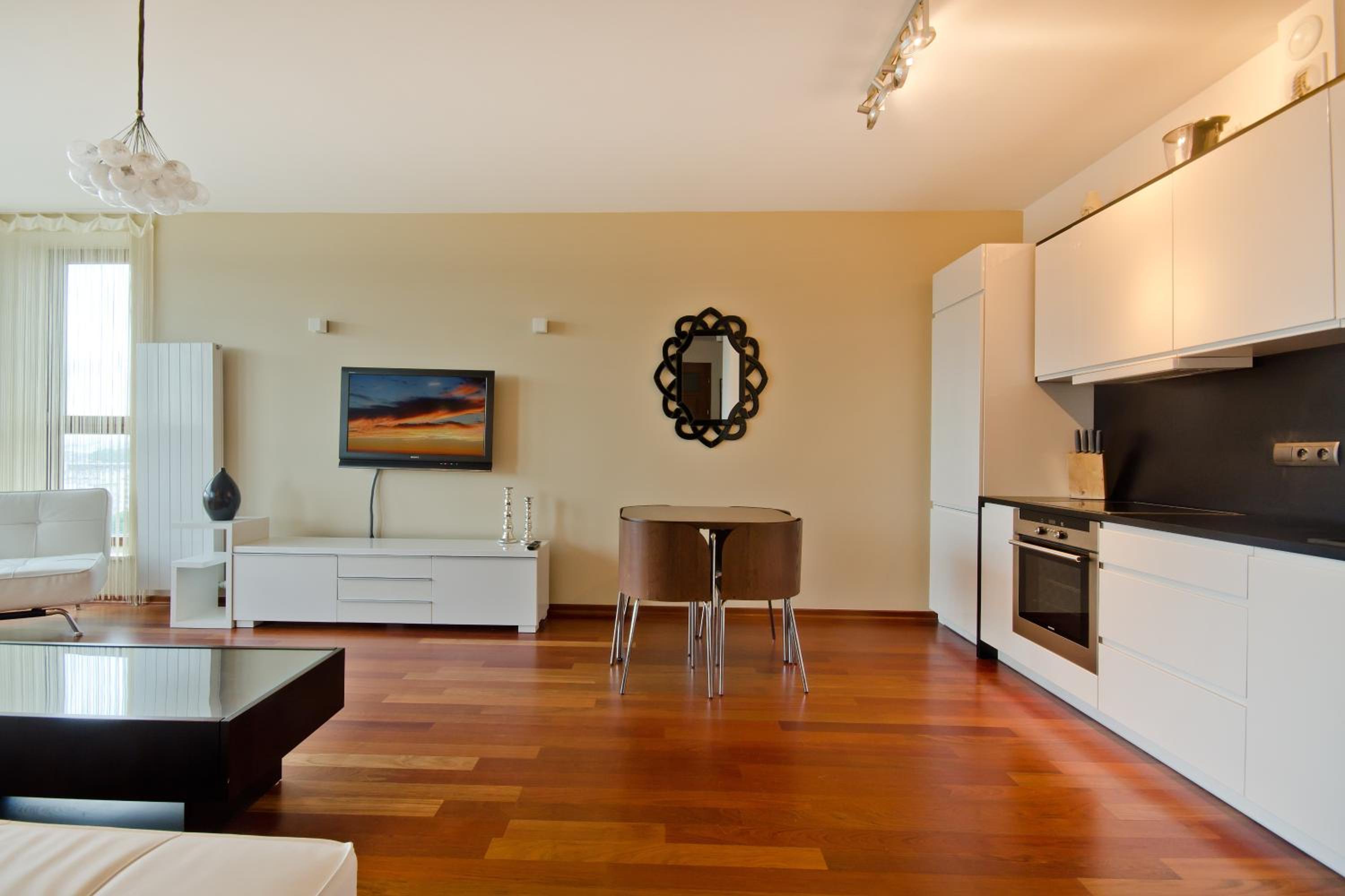 Apartment (3 Adults) photo 3