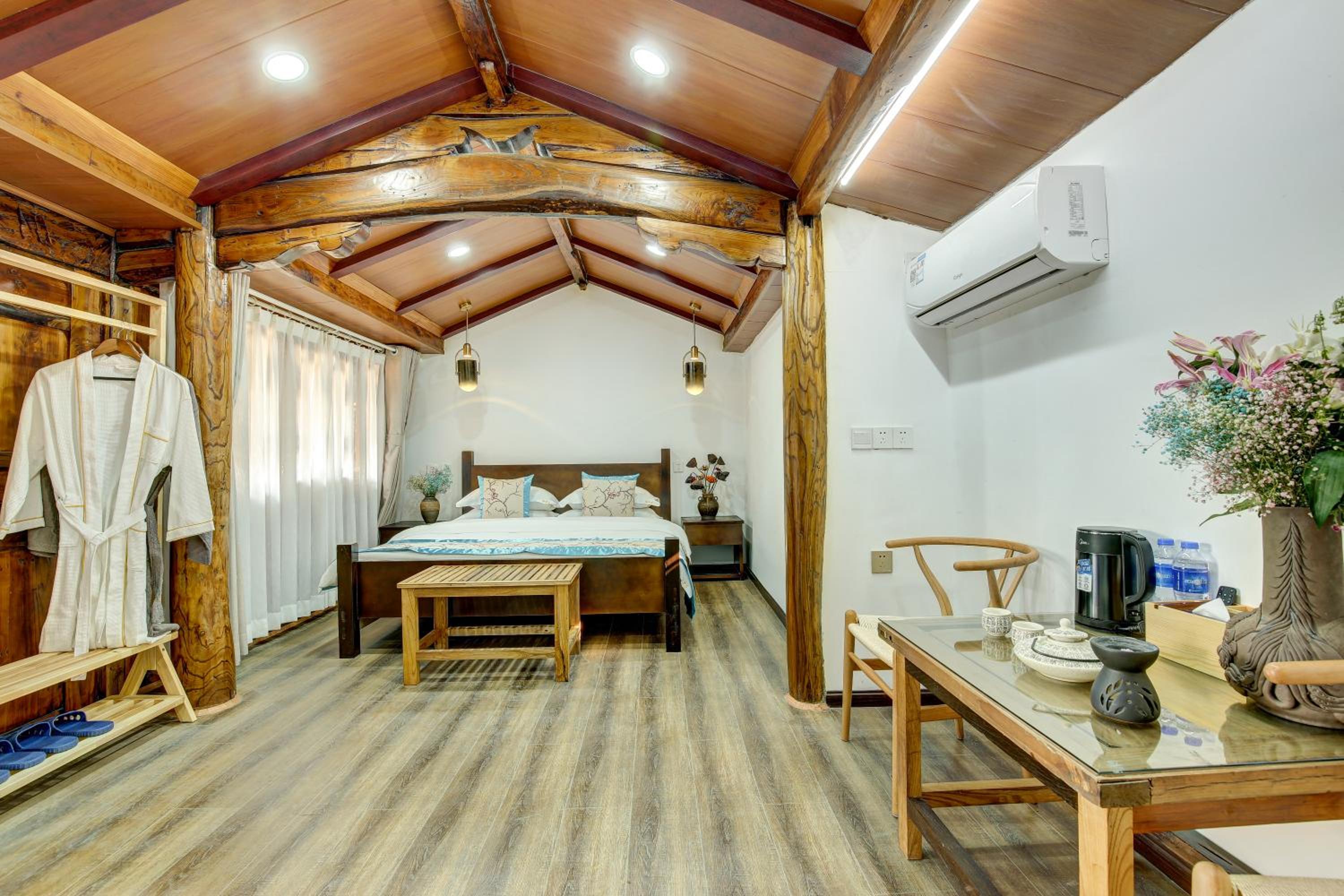 King Room with Garden View photo 1