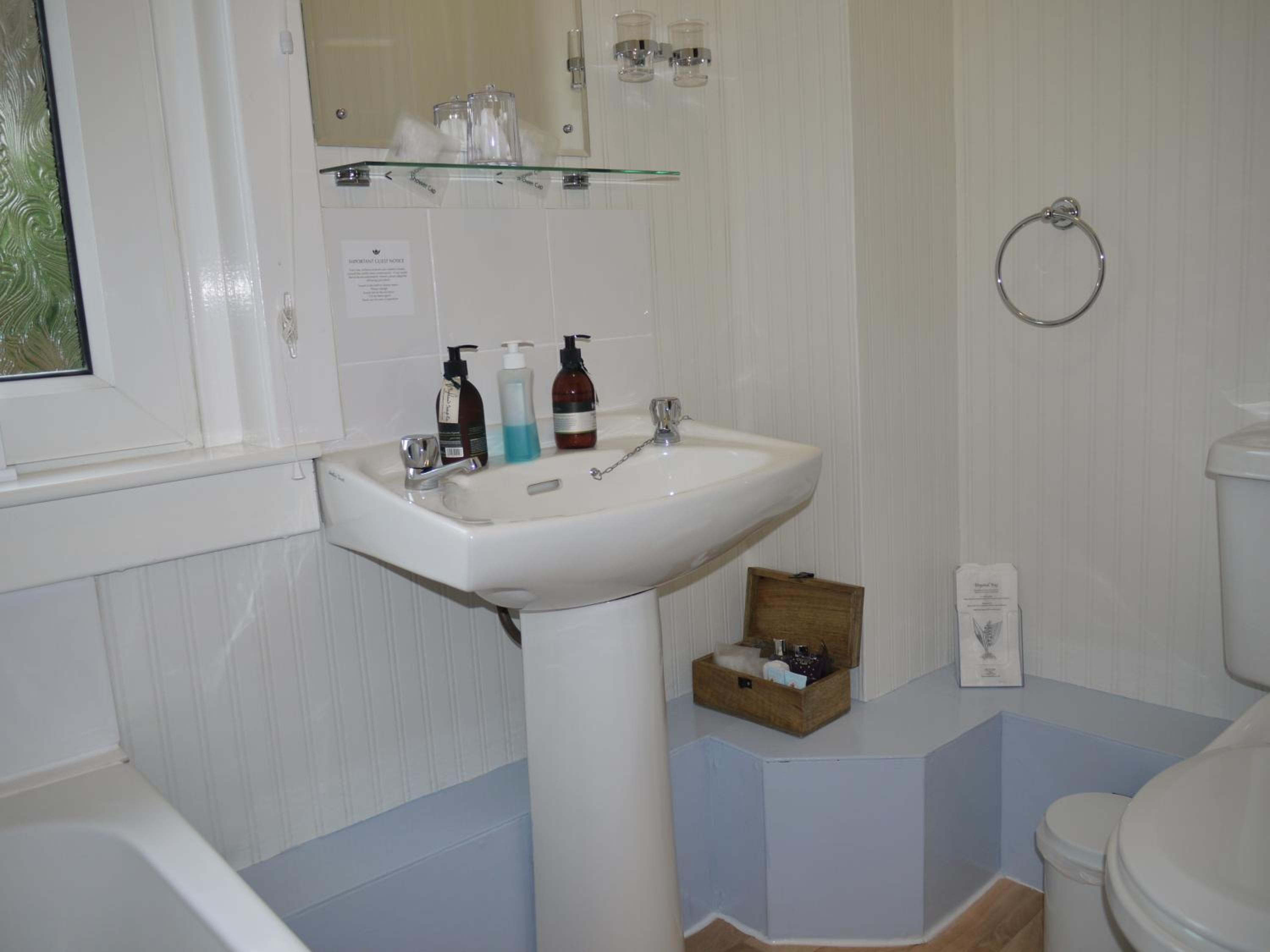 Small Double Room photo 3
