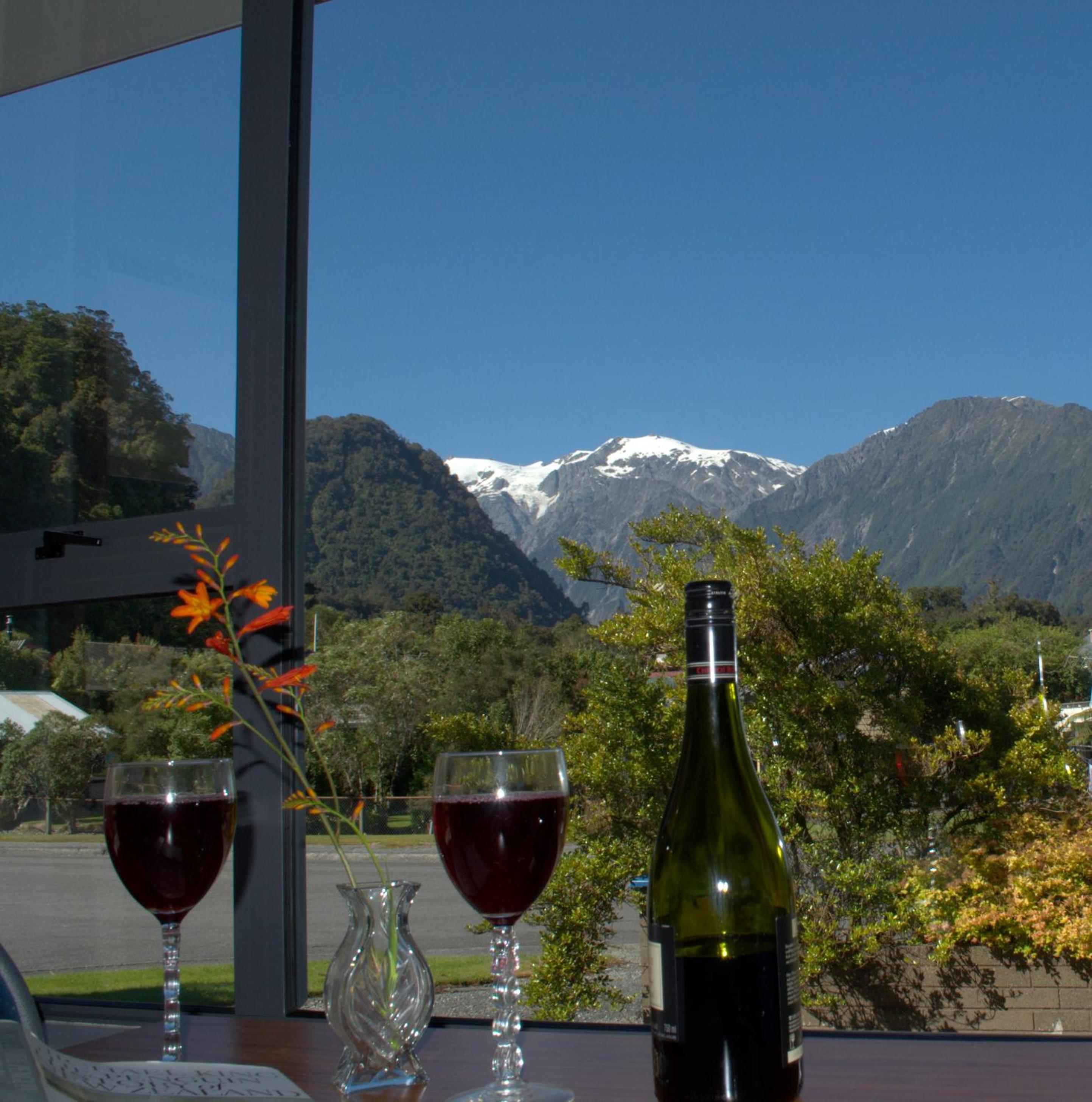Studio with Kitchen and Mountain View - Photo 14