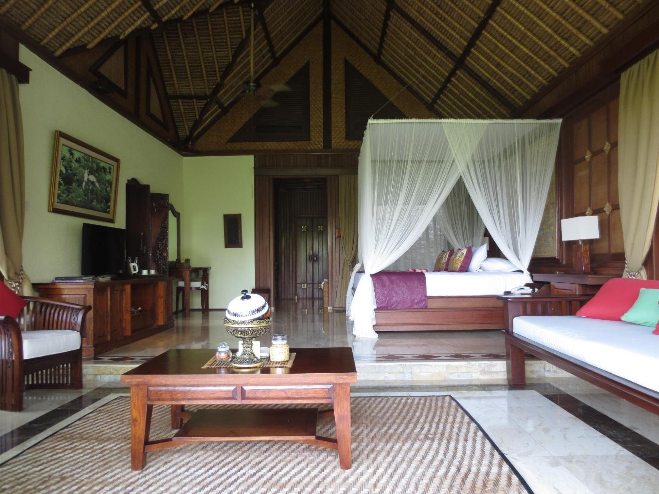 One-Bedroom Private Pool Villa - Photo 2