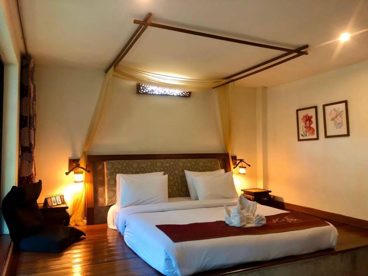 Standard Double or Twin Room with Garden View photo 3