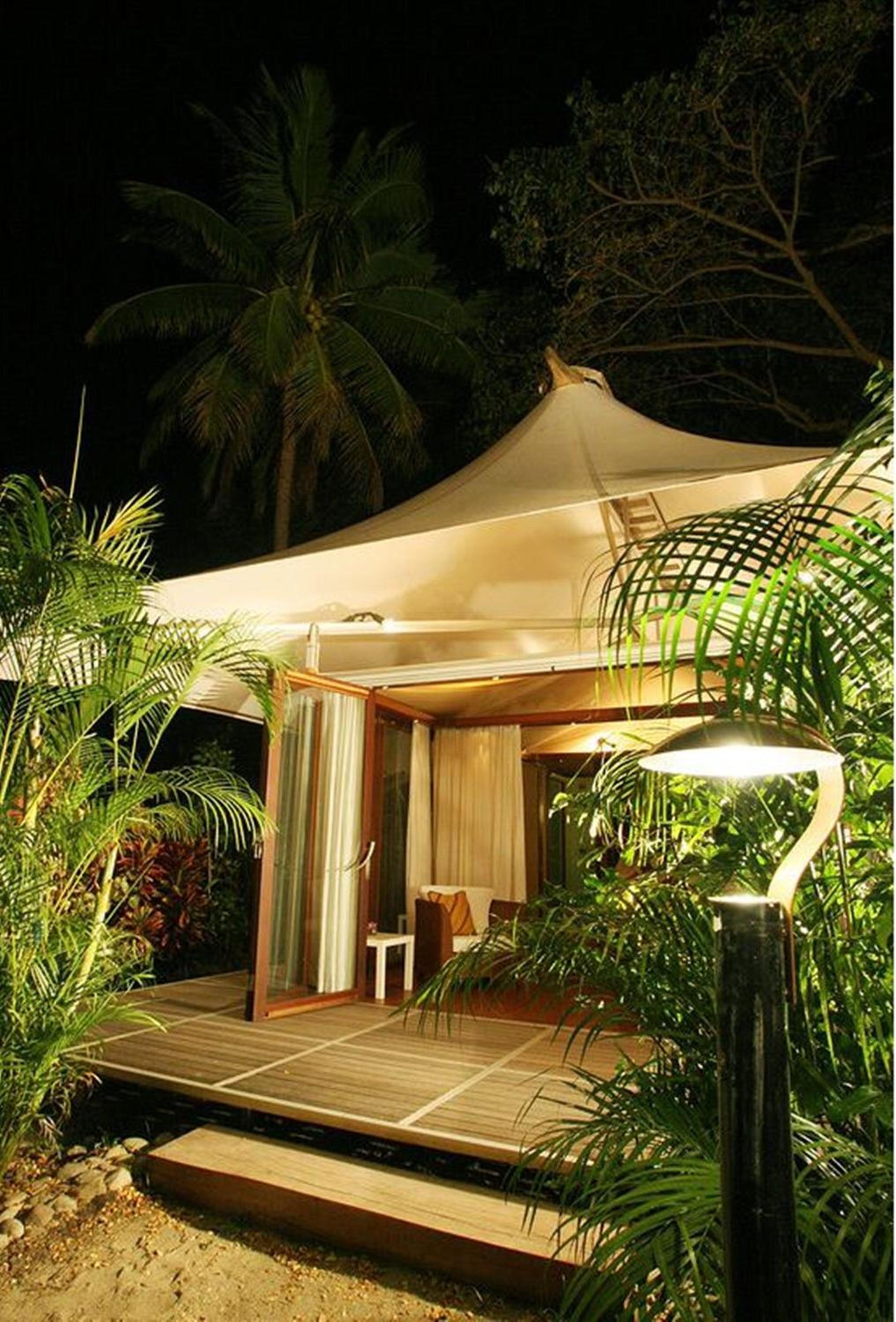 Bungalow with Garden View photo 1