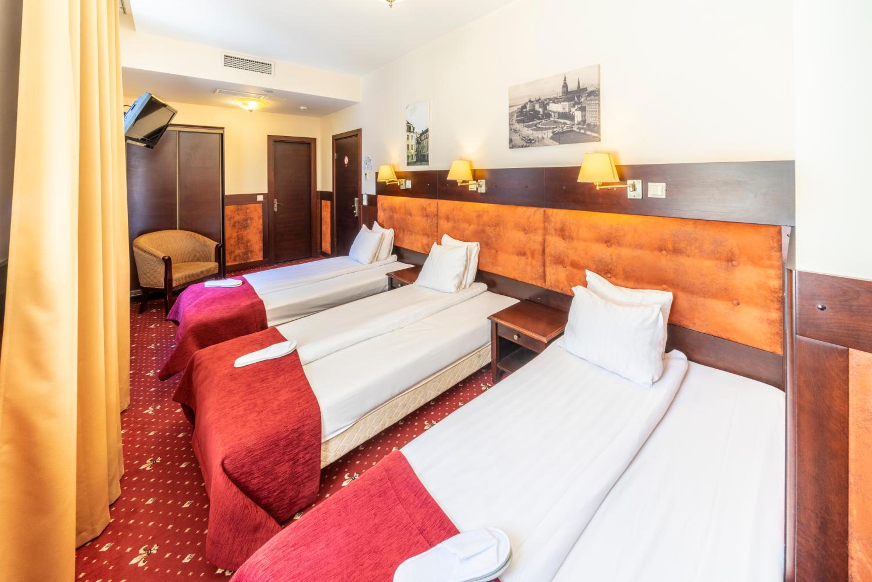 Standard Triple Room photo 3