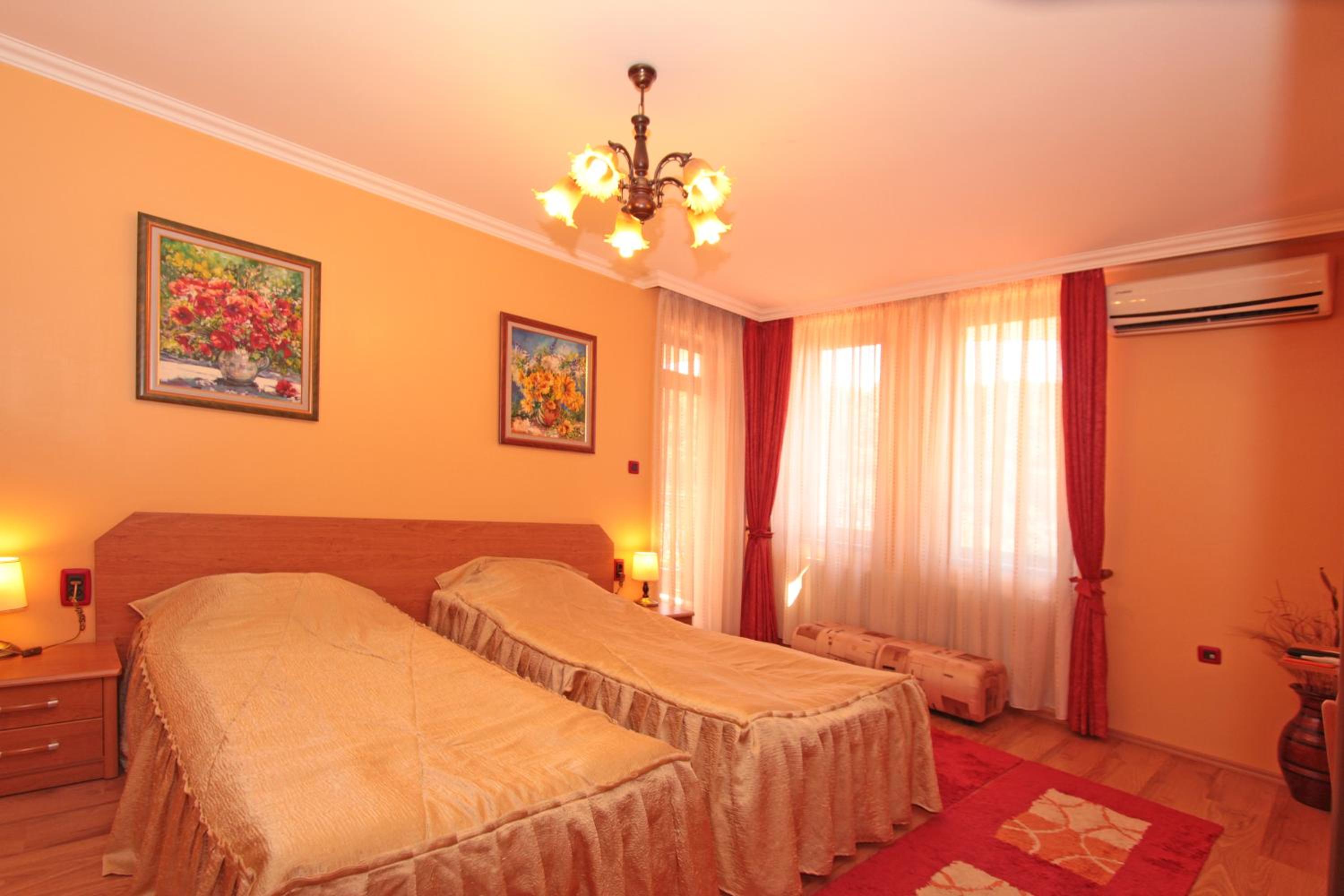 Double or Twin Room - Photo 1