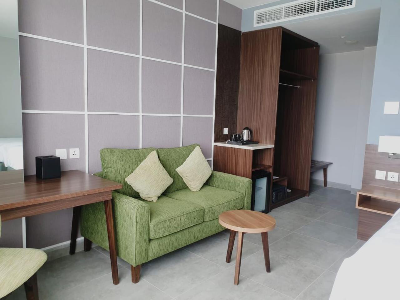 Superior Deluxe Twin Room - Photo 8