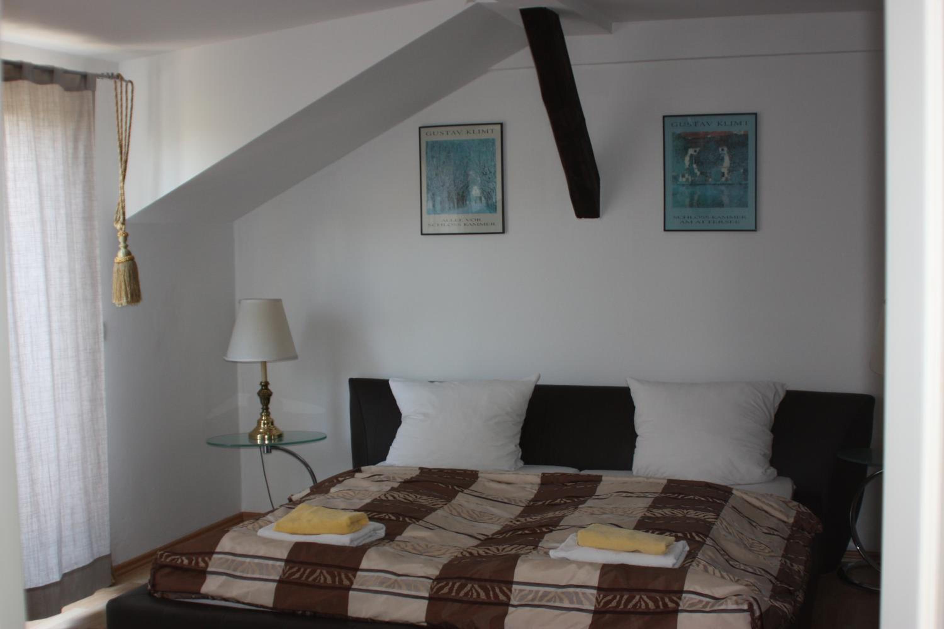Double Room - Photo 6