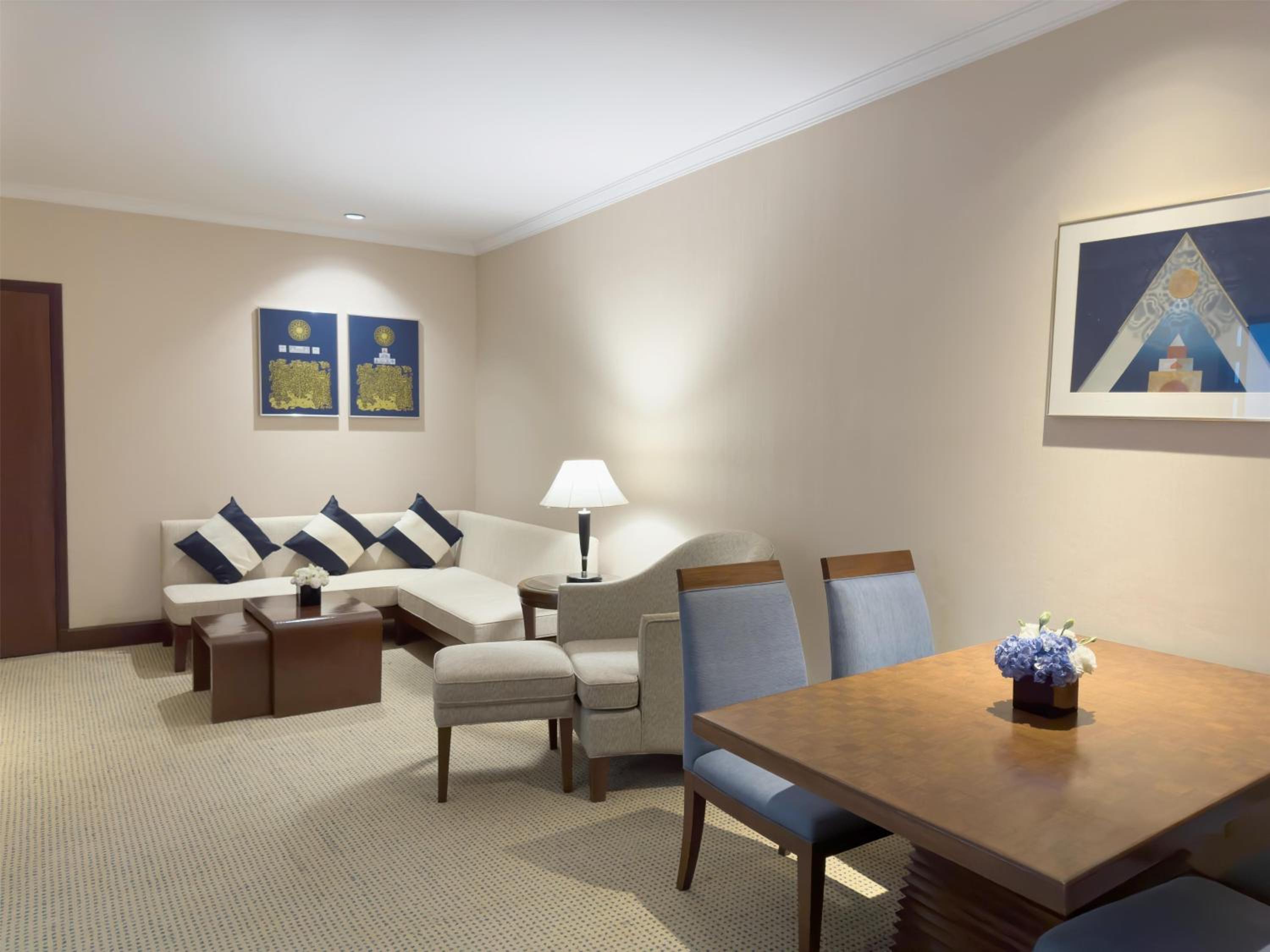 Executive Suite