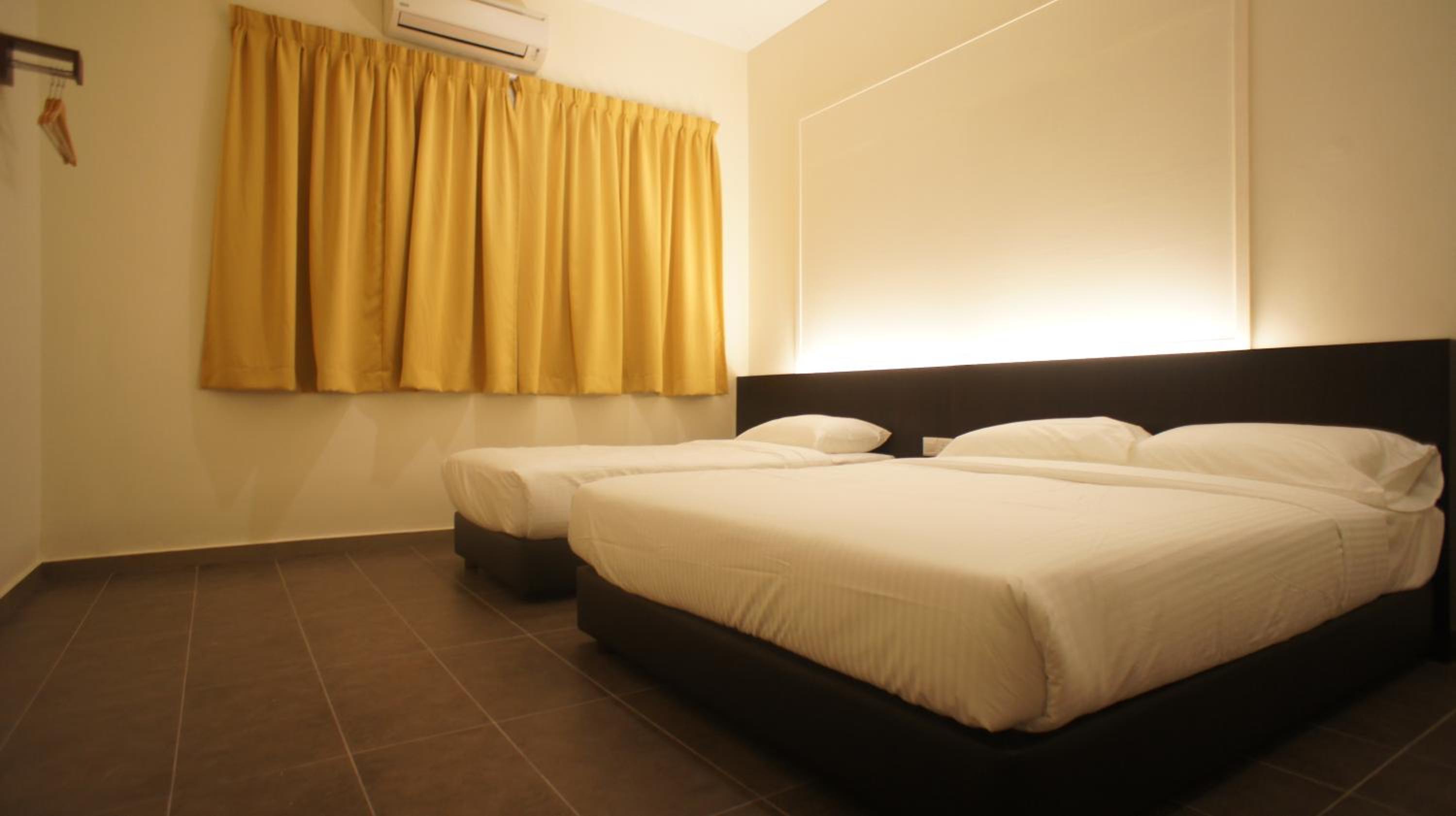 Deluxe Triple Room