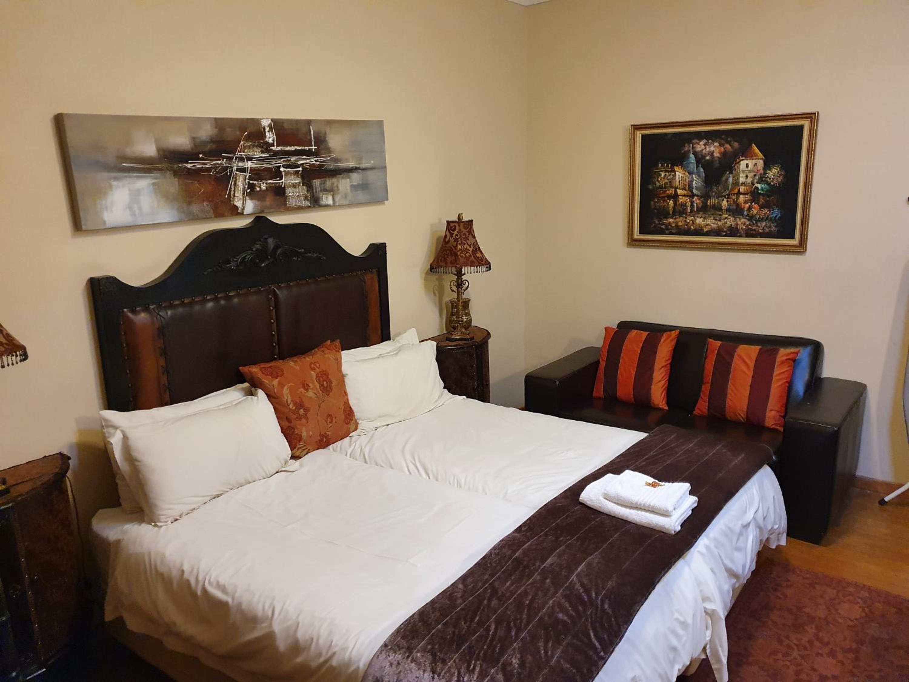 Luxury Family Room (4 Guests)