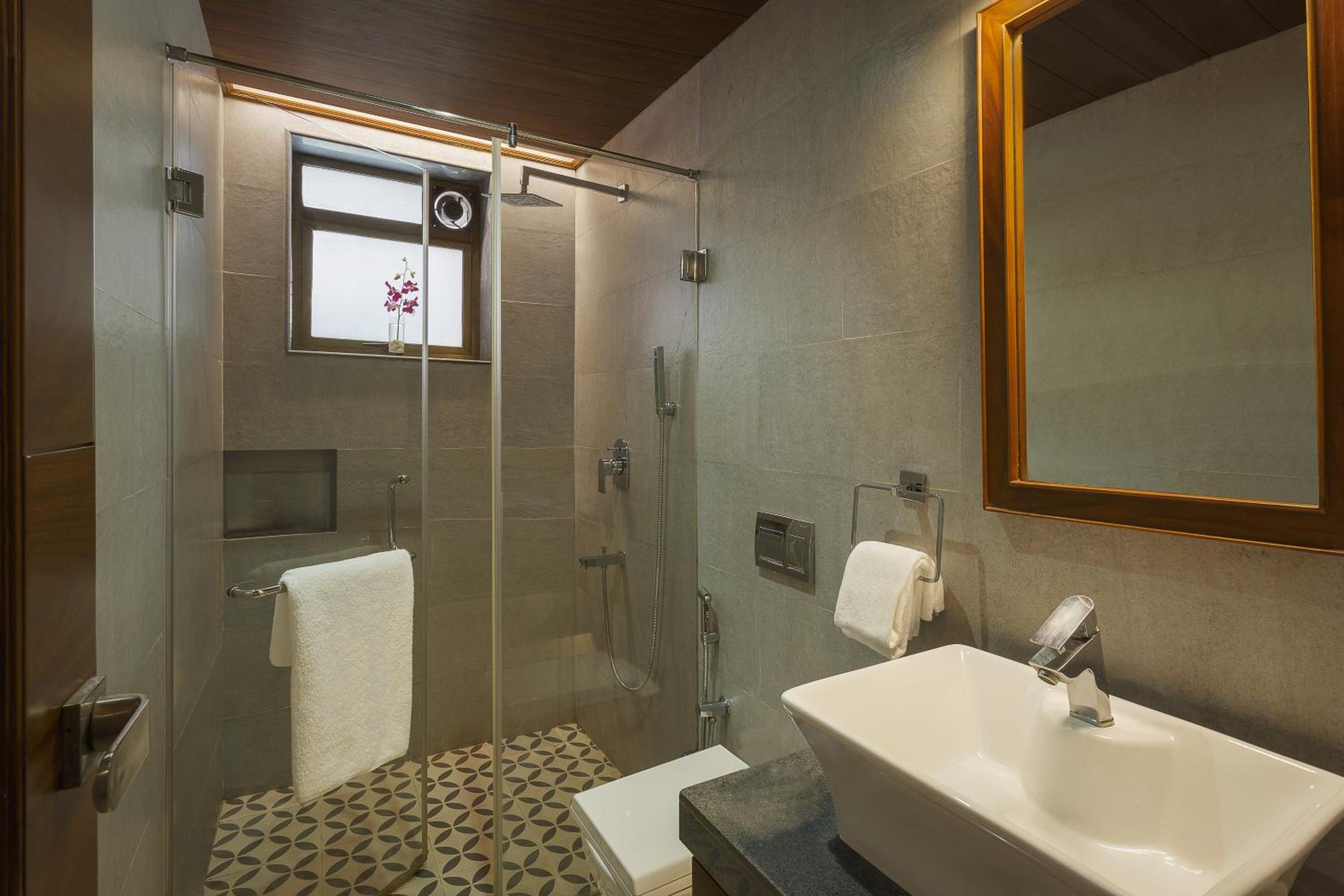Deluxe Double Room with Garden View(2 pints of beer on arrival with each rooms booked) photo 2