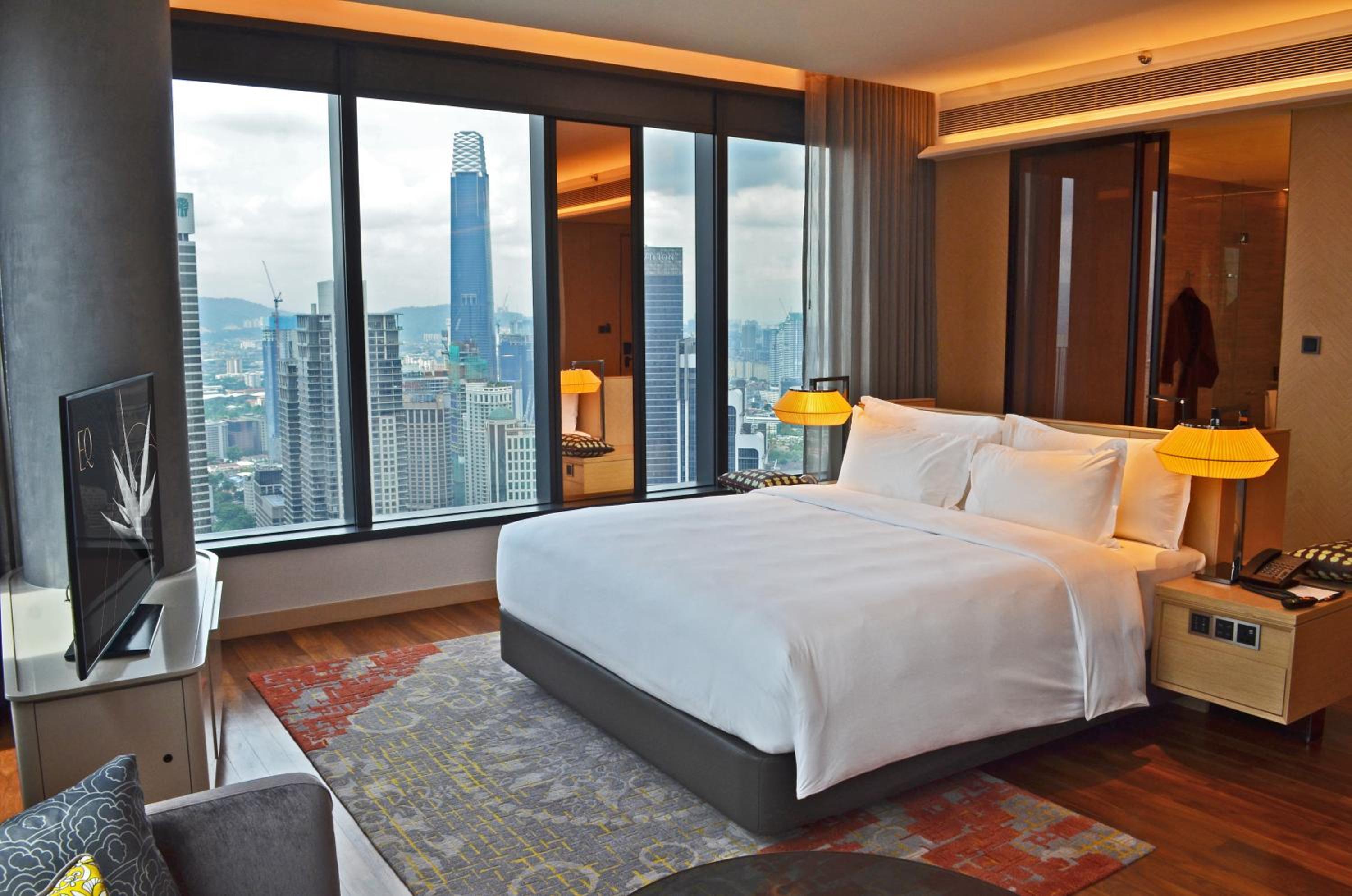 Premier King Room - Photo 2