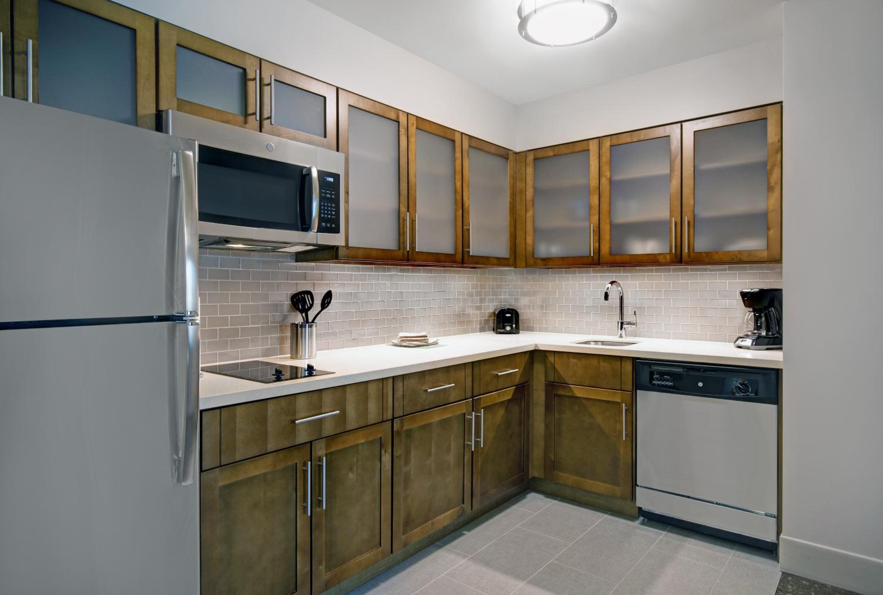 King Studio Suite - Photo 6