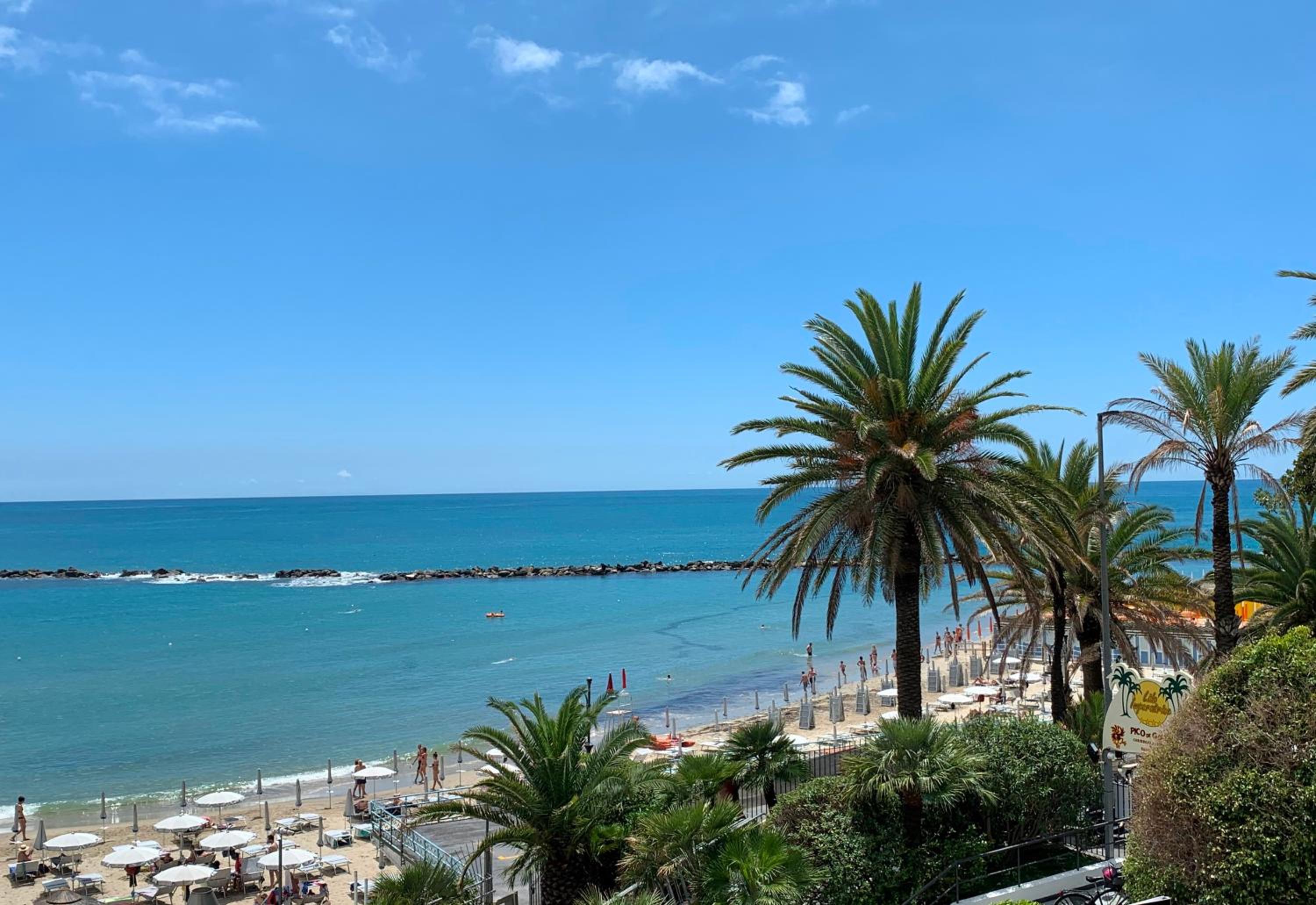 Deluxe Double Room with Sea View photo 3