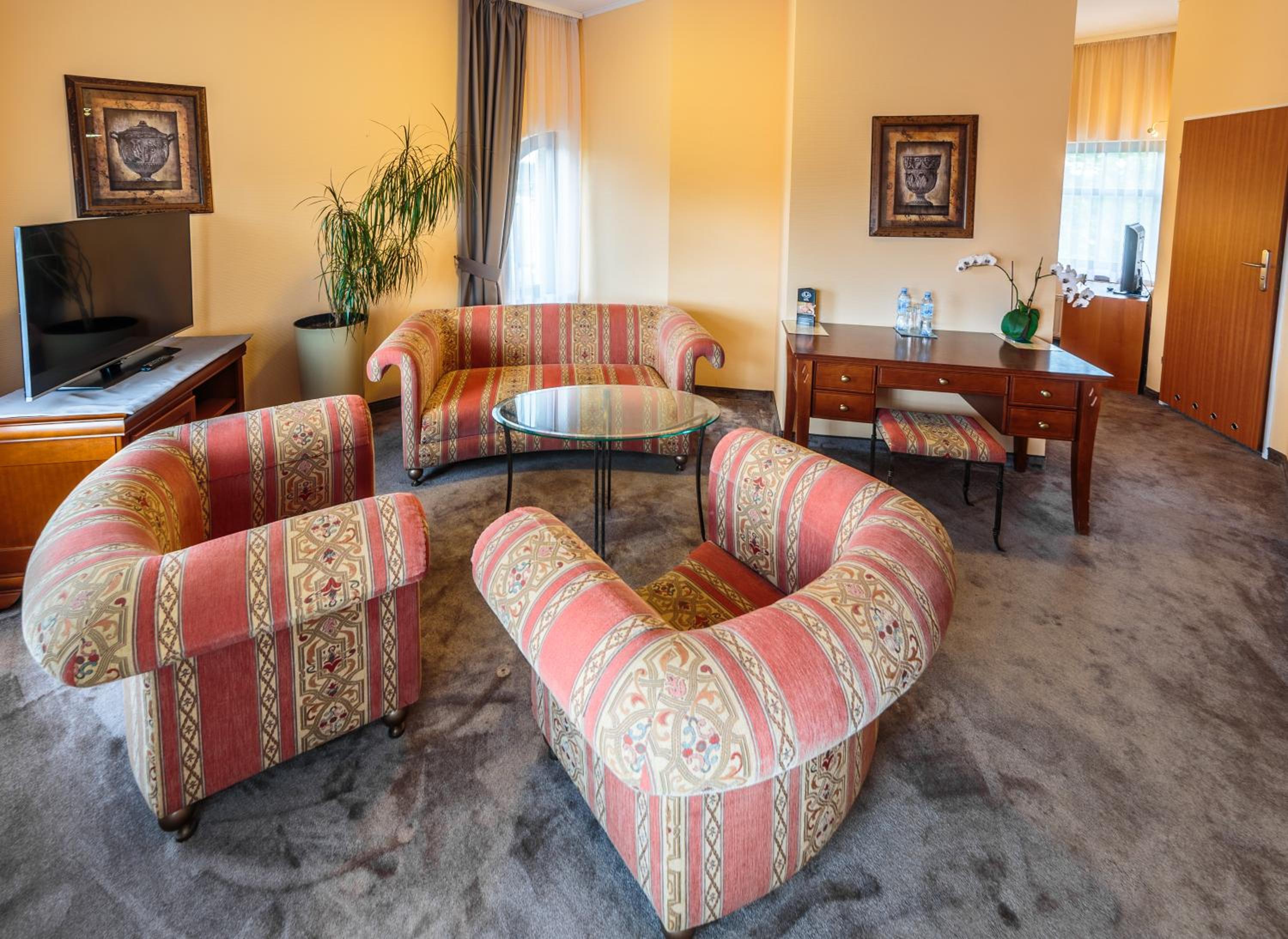 Apartment - Photo 4