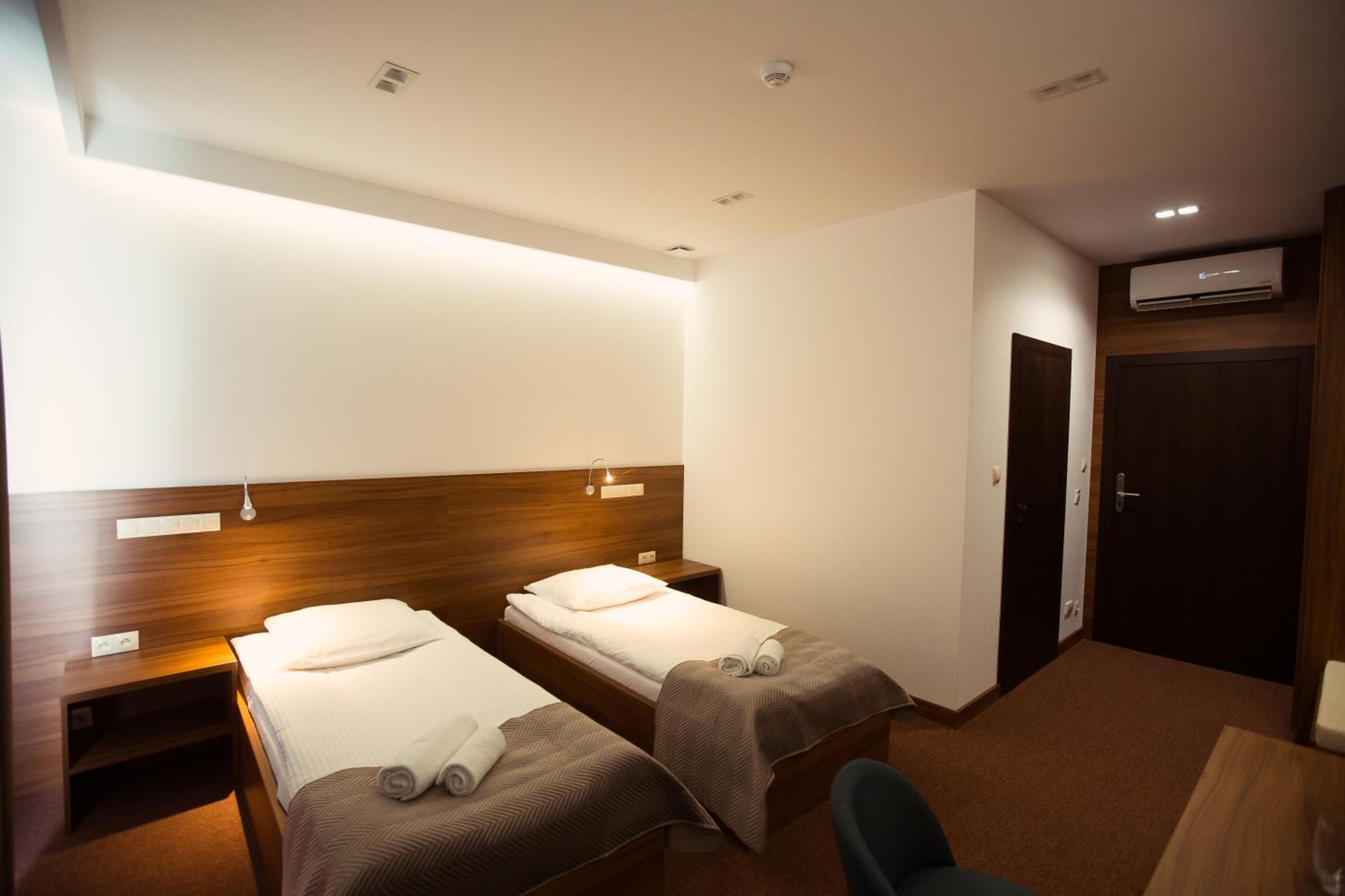 Large Single Room photo 1