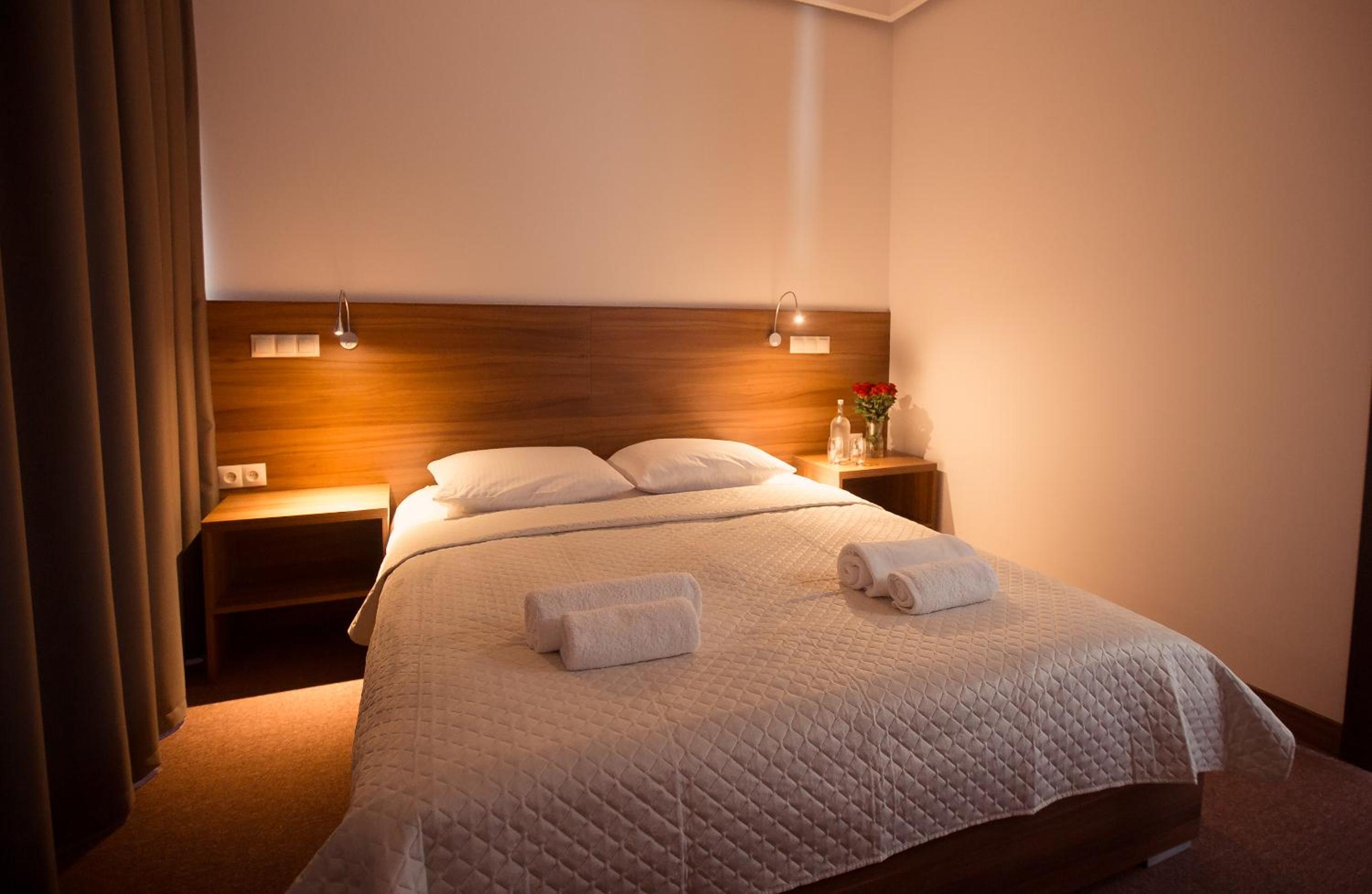 King Suite with Balcony - Photo 1