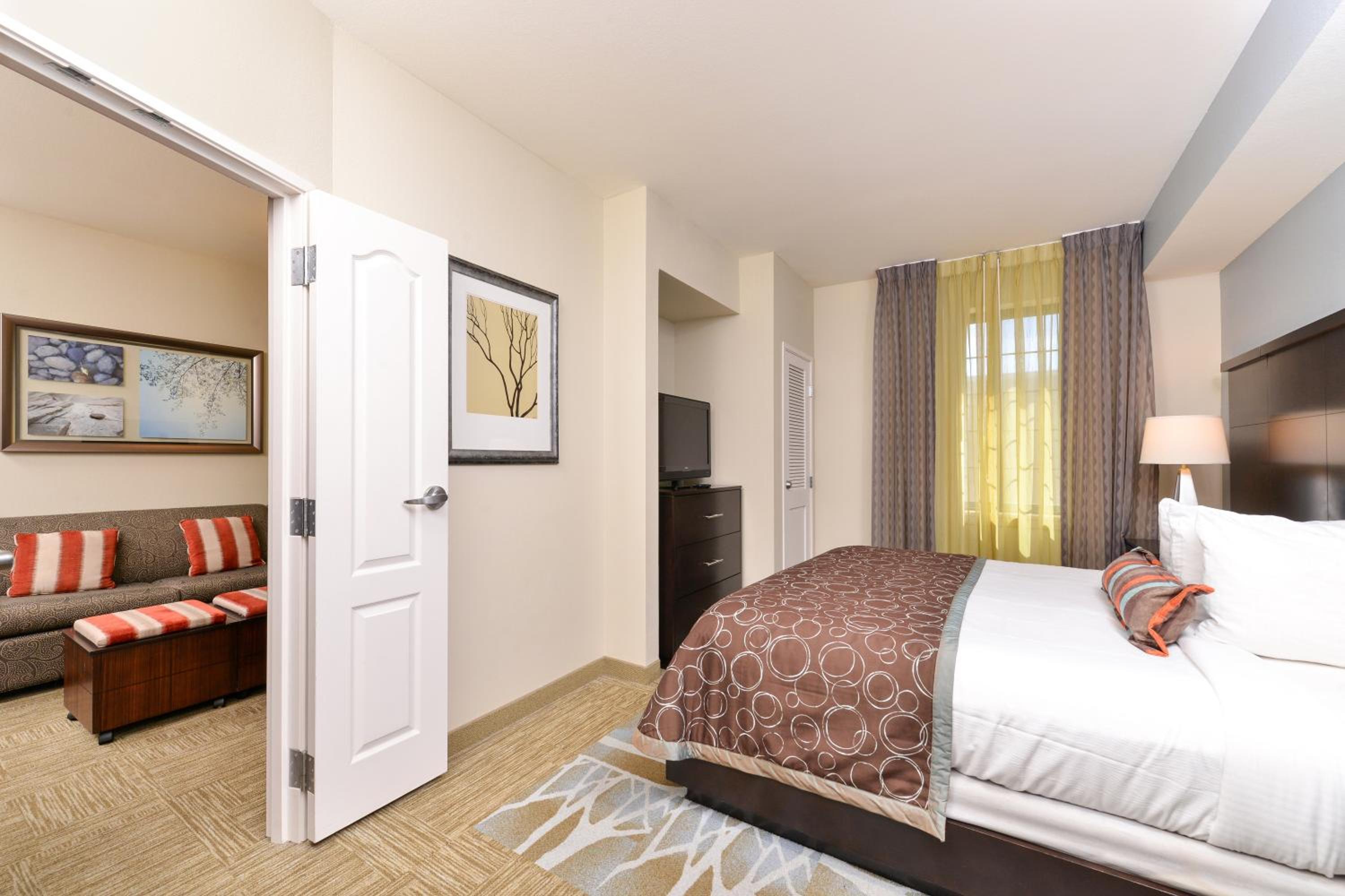 Two-Bedroom Suite with Two Bathrooms and Mobility Accessible Tub - Non-Smoking