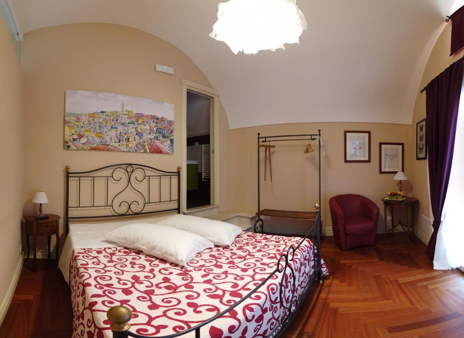 Deluxe Double Room with Shower photo 2