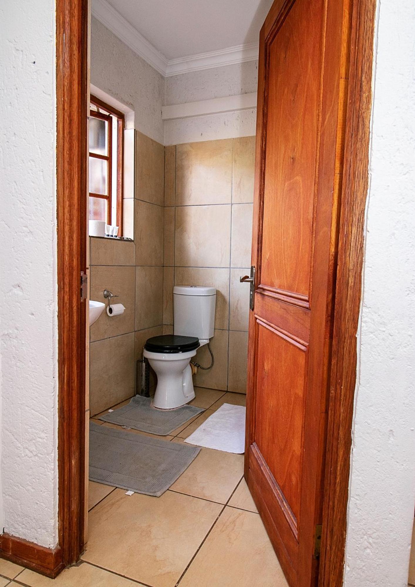  Double Room - Photo 7