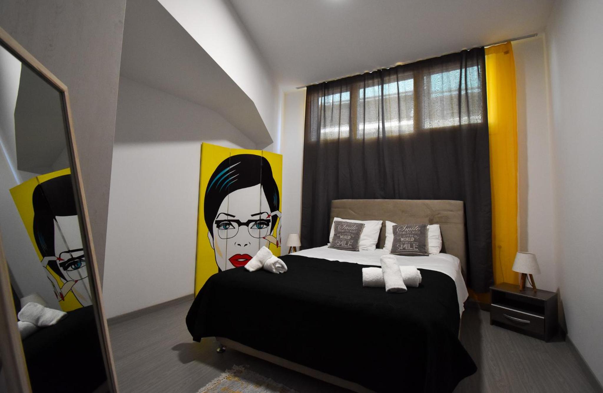 Two-Bedroom Apartment, Semi-Basement photo 3