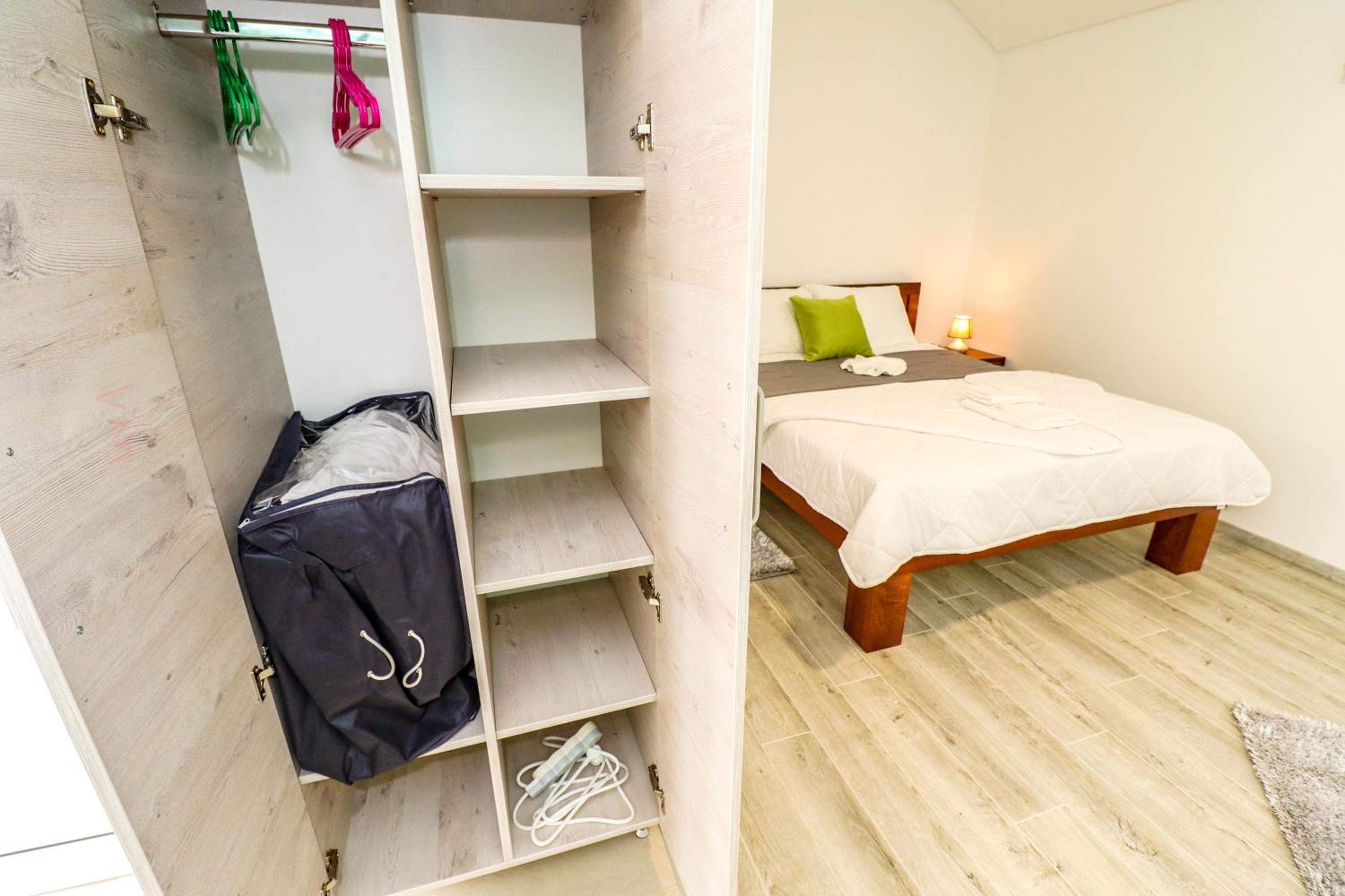 Studio Apartment photo 3