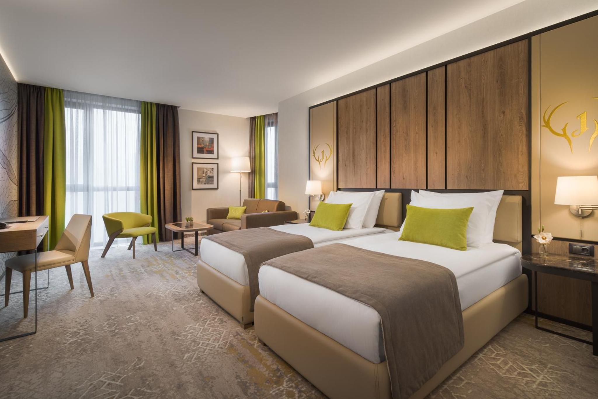Premium Twin Room - Photo 4