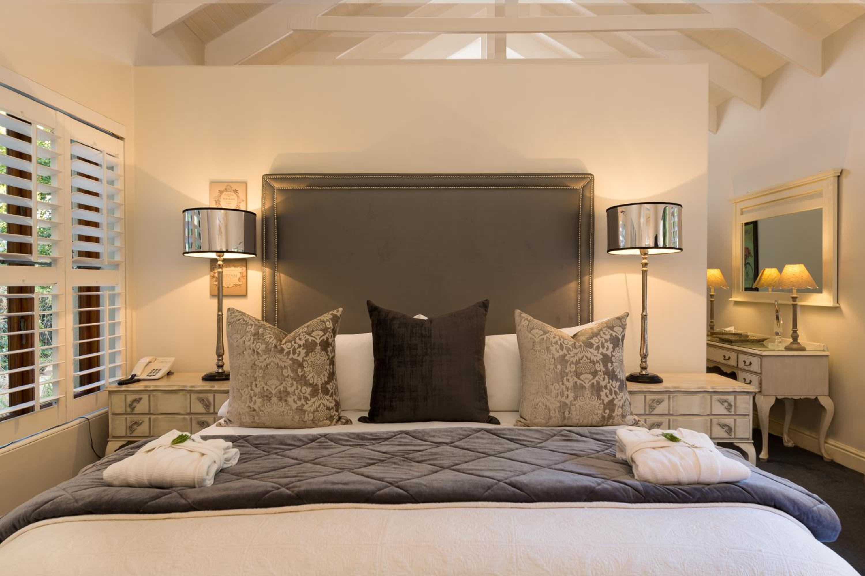 Executive Suite with Garden