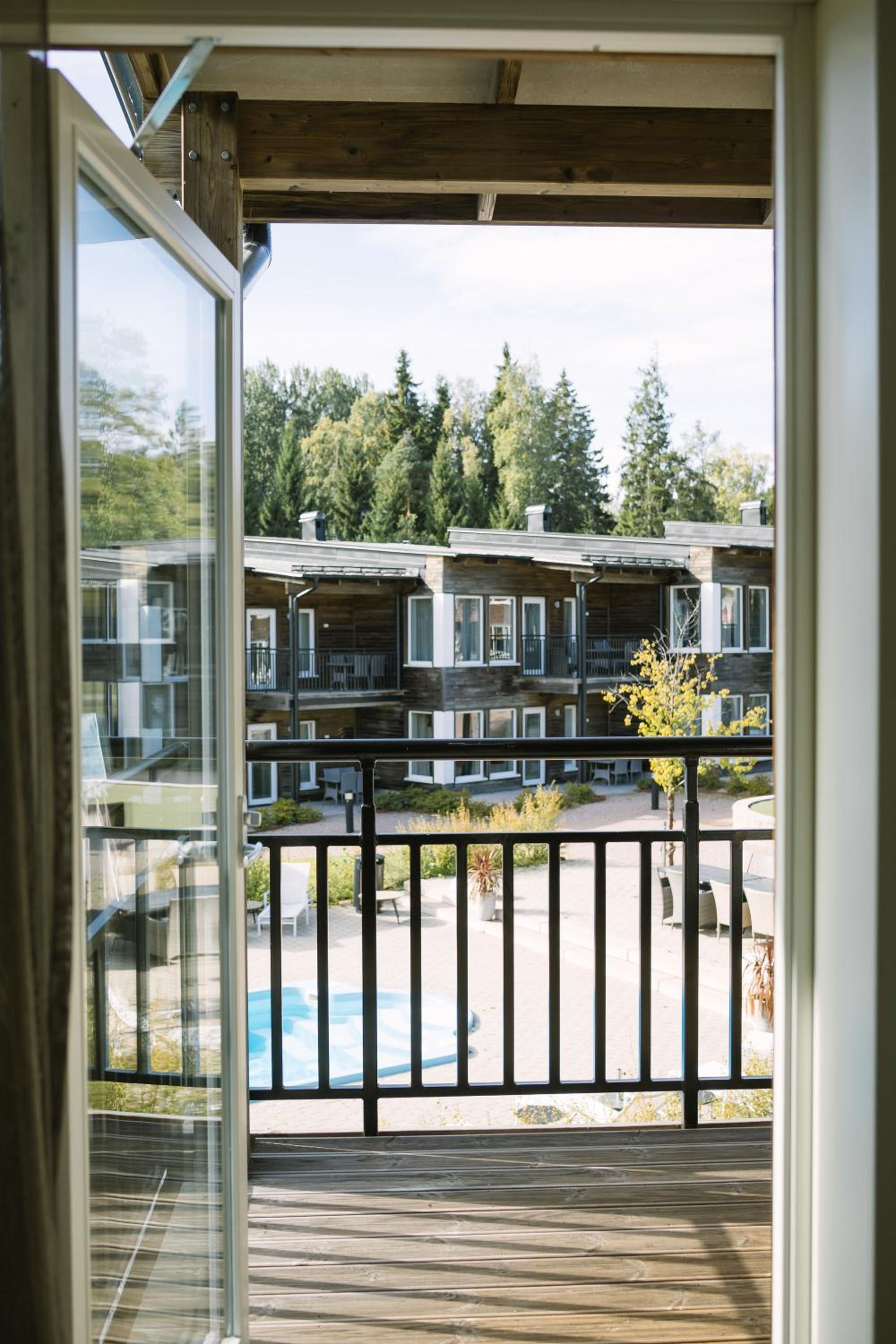 Apartment With Balcony - Economy - Photo 13