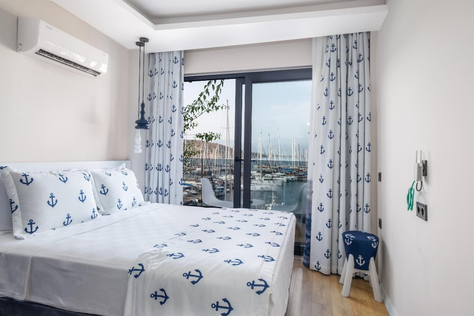 Triple Room with View - Photo 16
