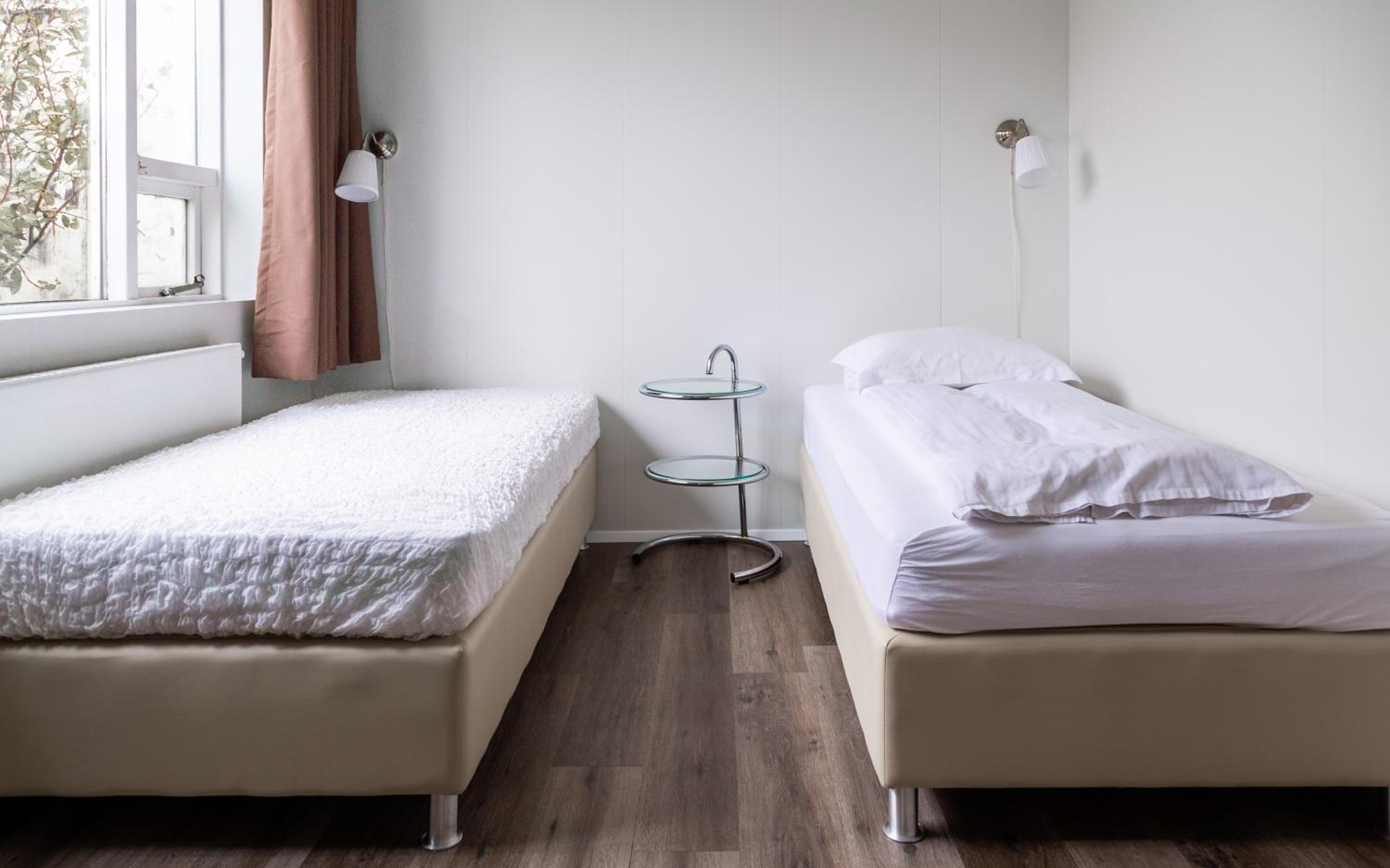 Economy Twin Room with Private Bathroom