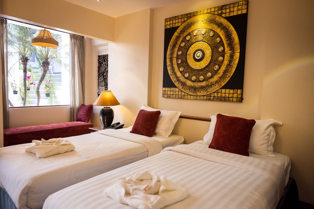 Deluxe Double or Twin Room - Photo 1