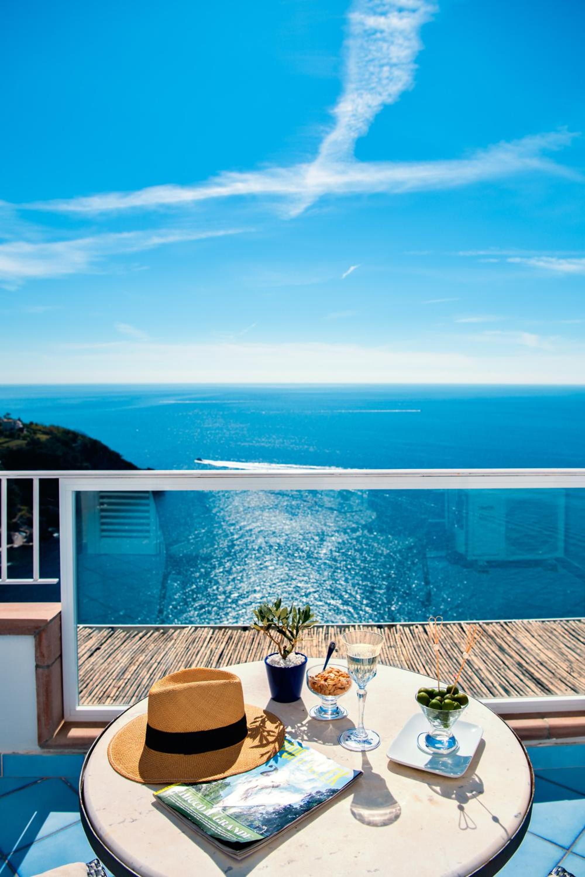 Junior Suite with Terrace and Sea View (3 Adults)