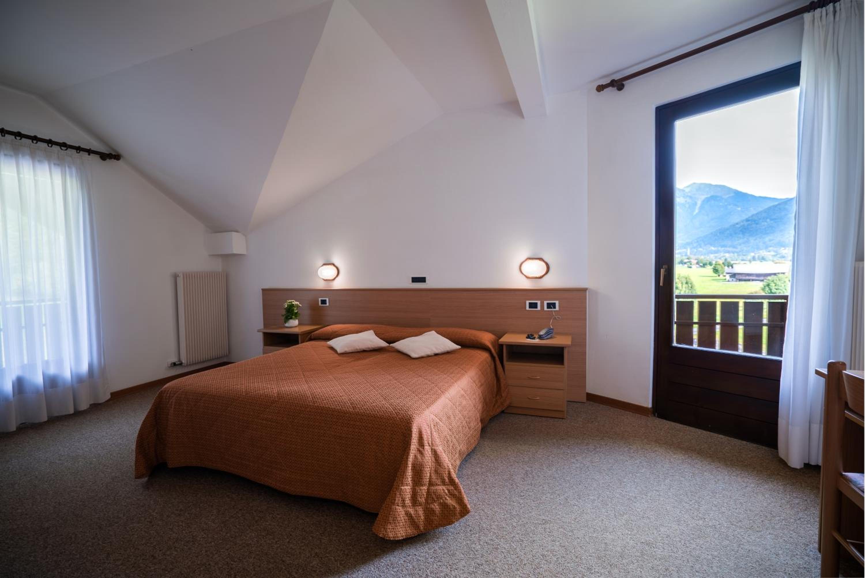 Standard Double or Twin Room with Balcony photo 3
