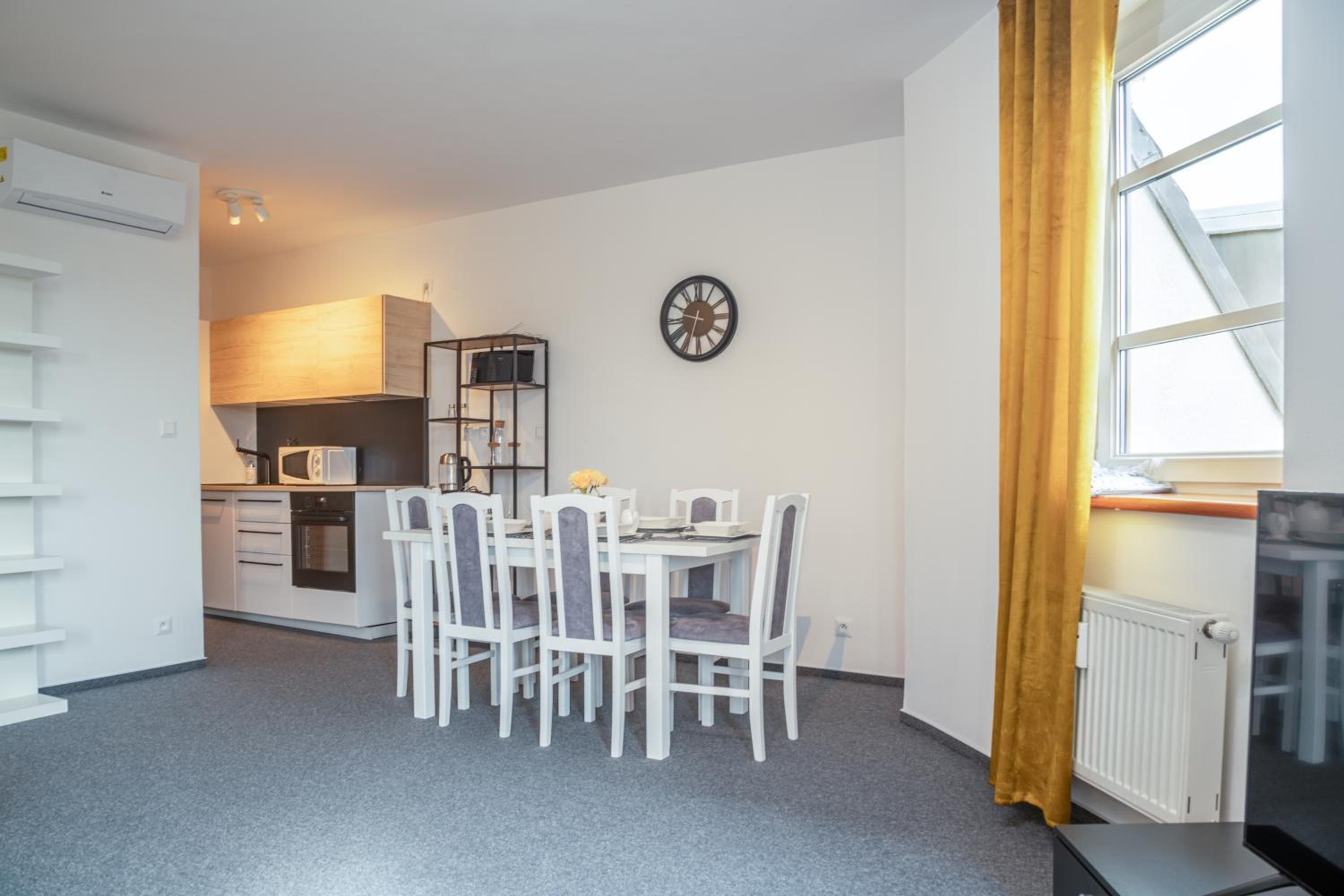 Two-Bedroom Apartment - Photo 16
