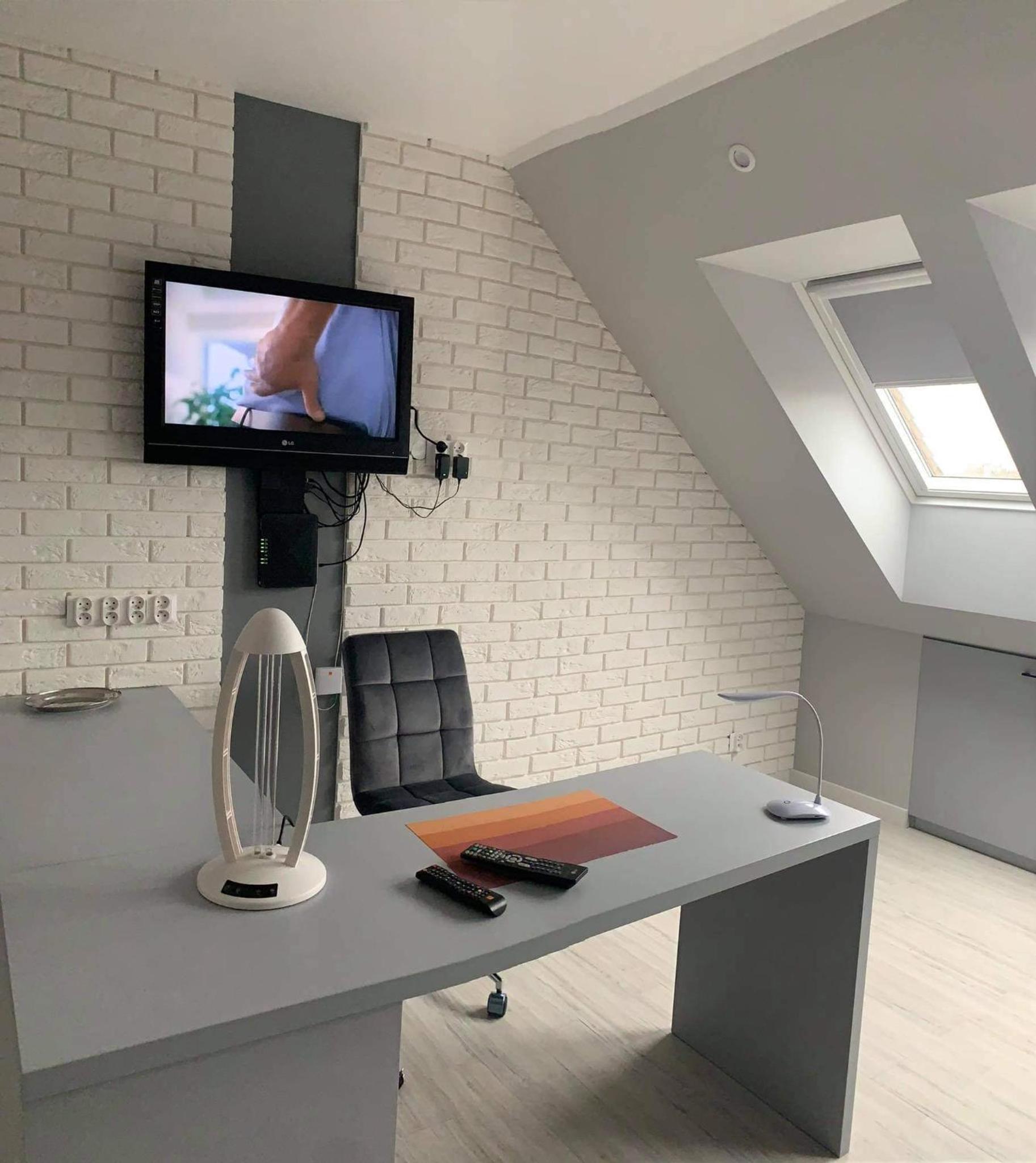 One-Bedroom Apartment - Photo 10
