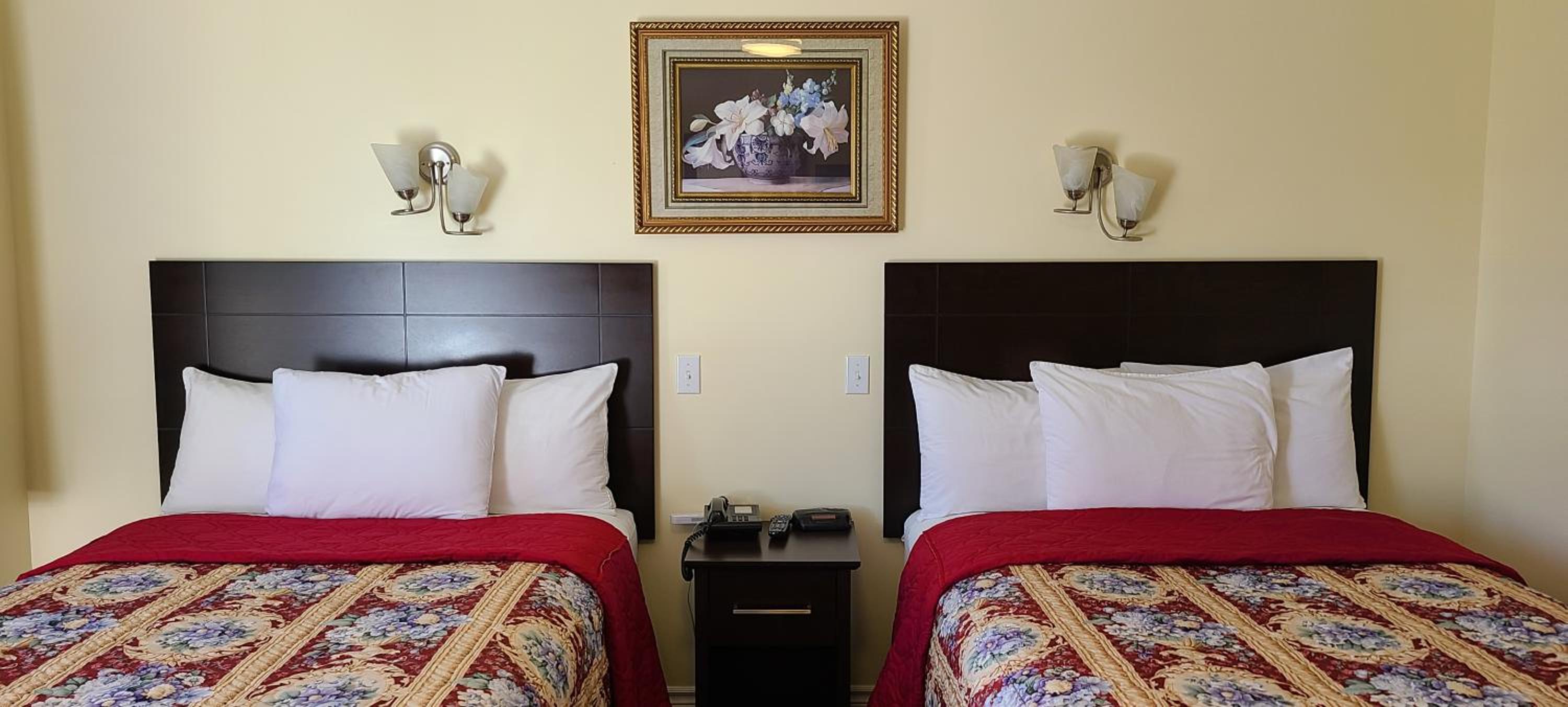 Double Room with Two Double Beds photo 3
