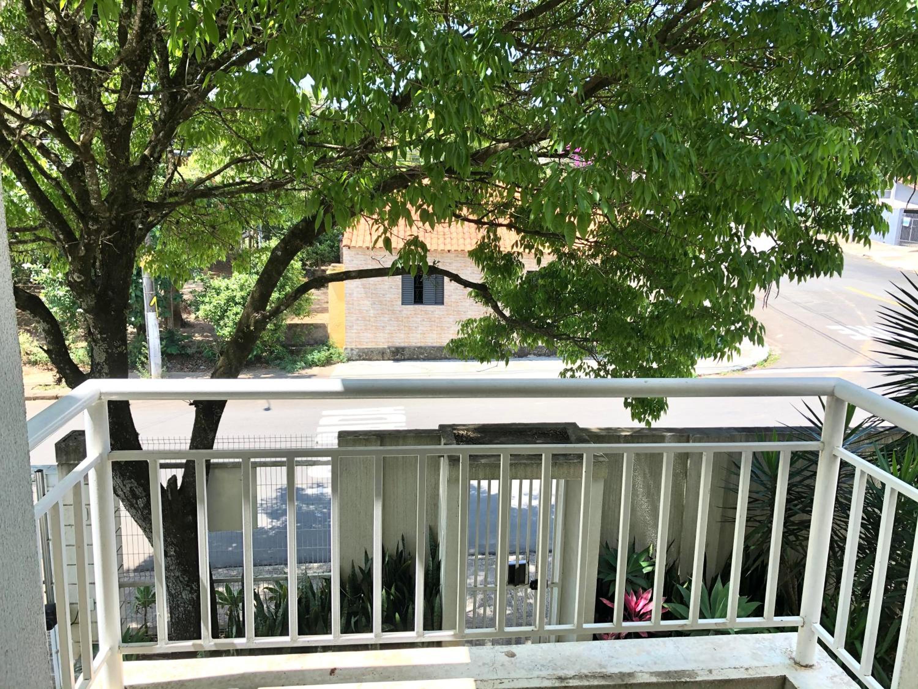 Apartment with Balcony photo 3