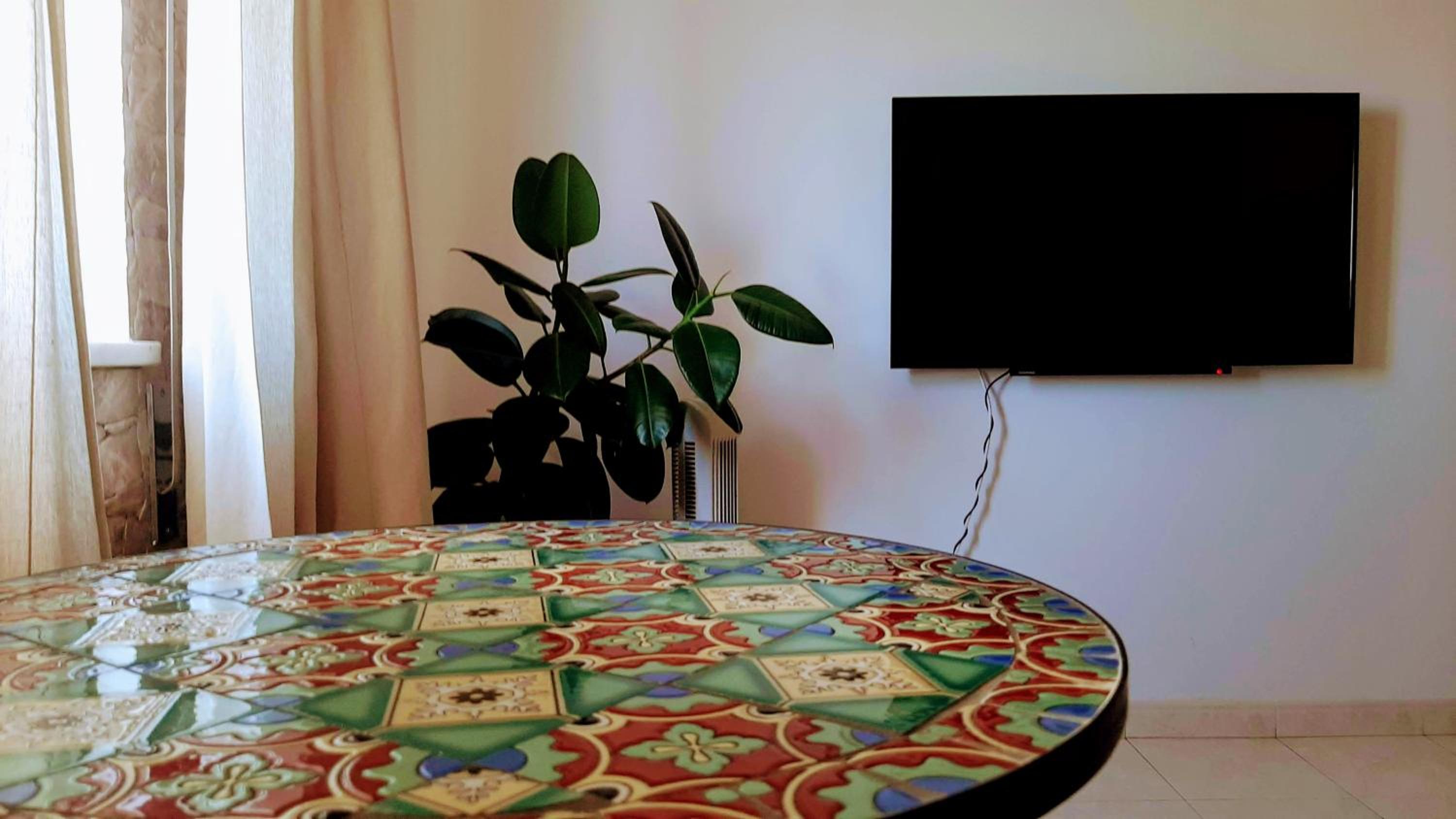 Apartment with Sea View - Photo 7
