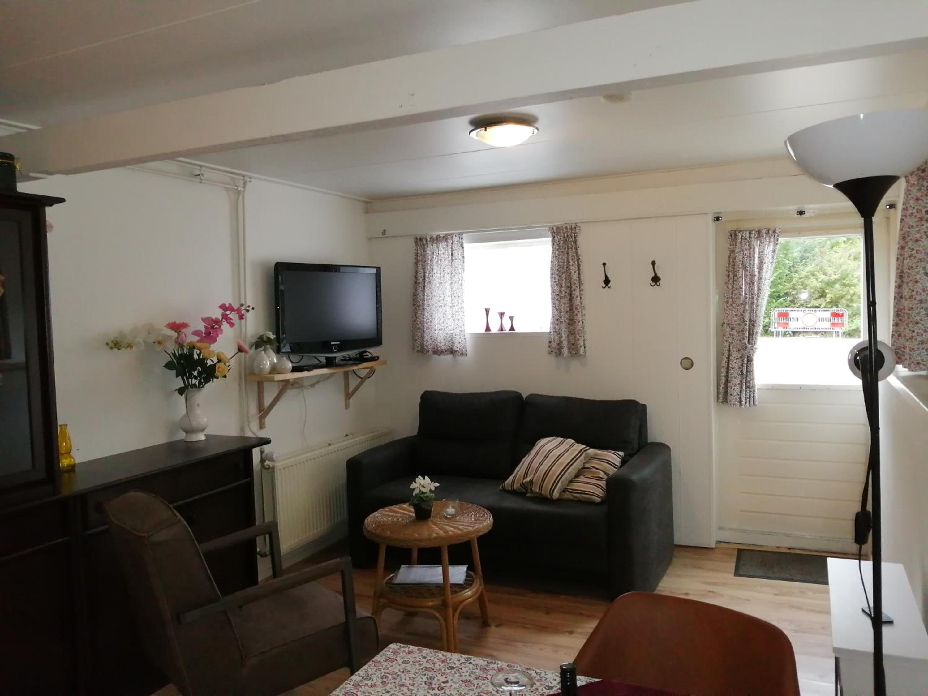 Apartment - Ground Floor photo 1