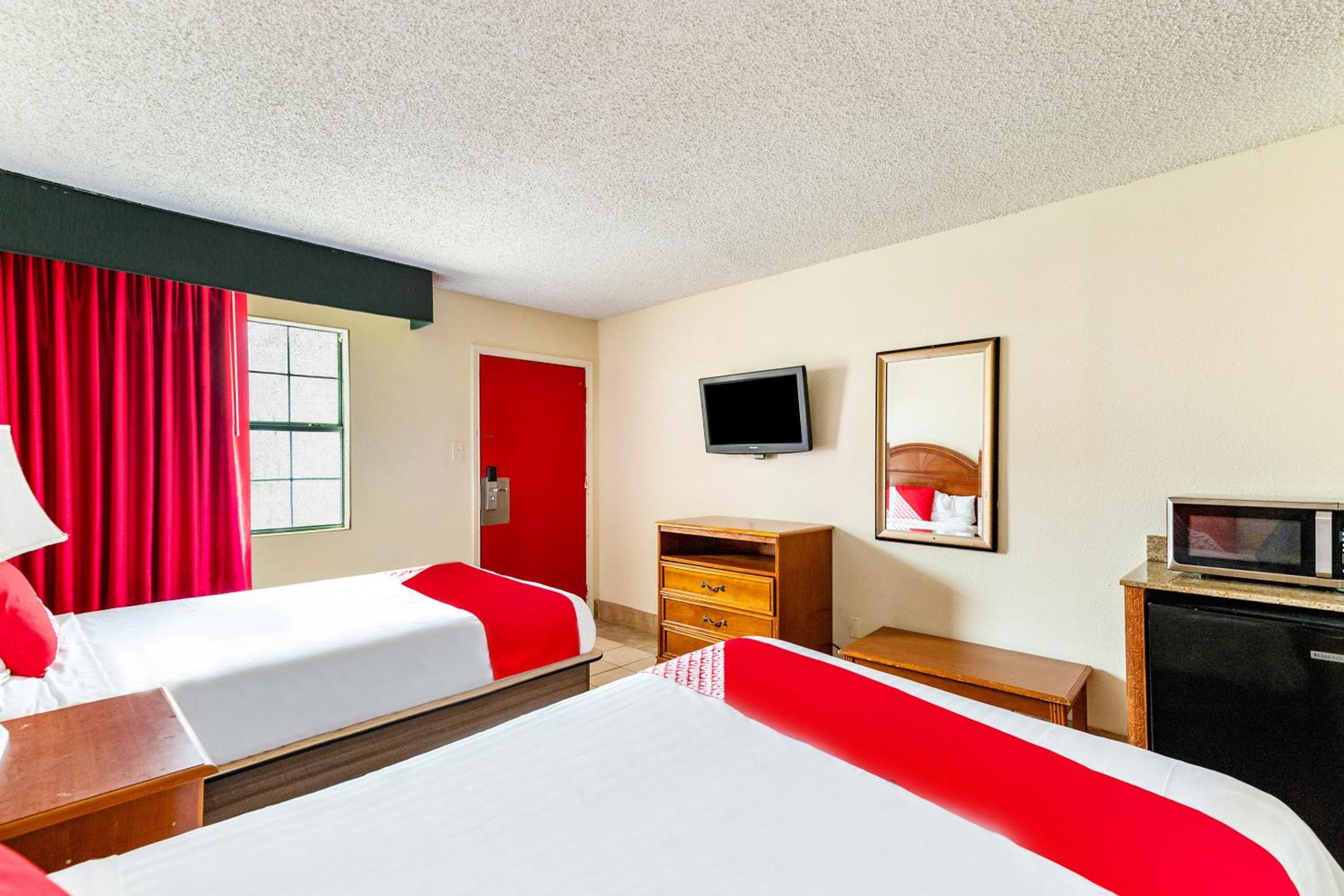 2 Full Bed - Photo 6