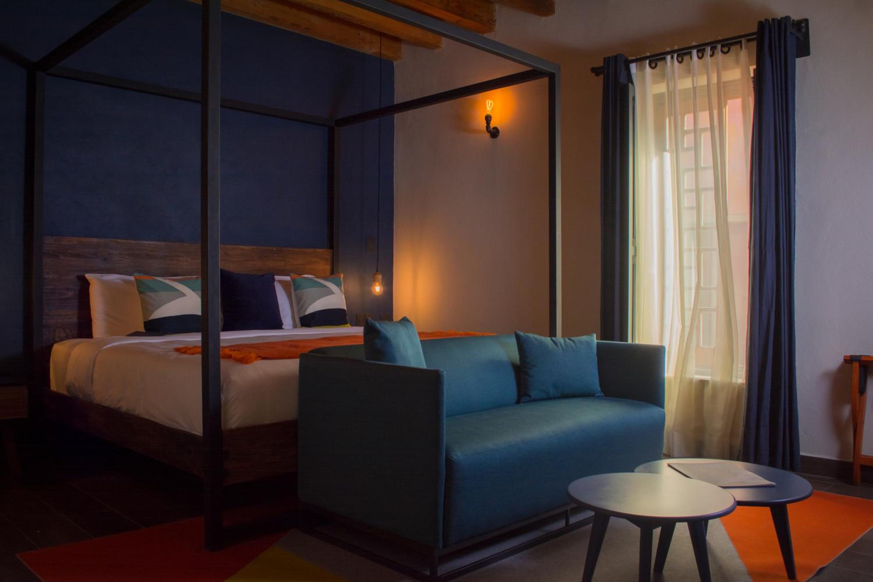 Superior Suite - Photo 5