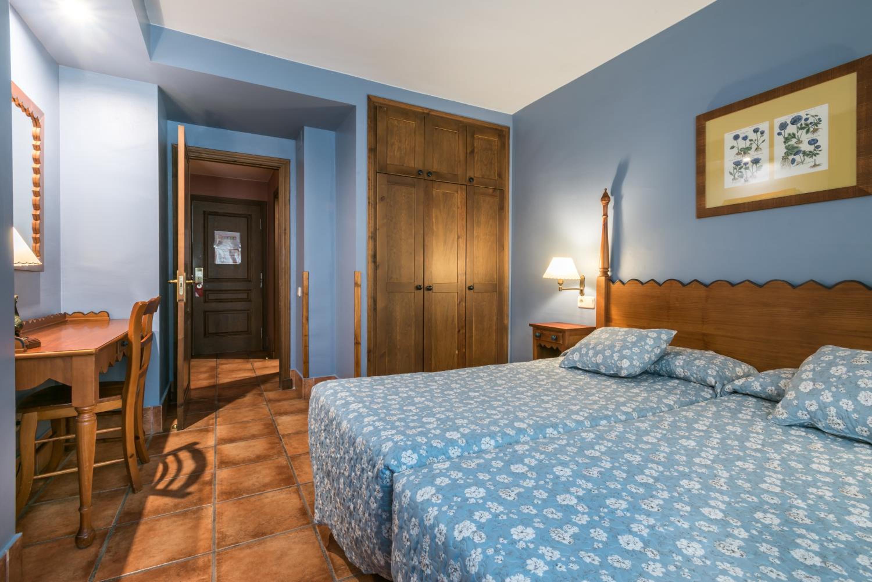 Apartment (3 Adults) with access to swimming pool photo 3