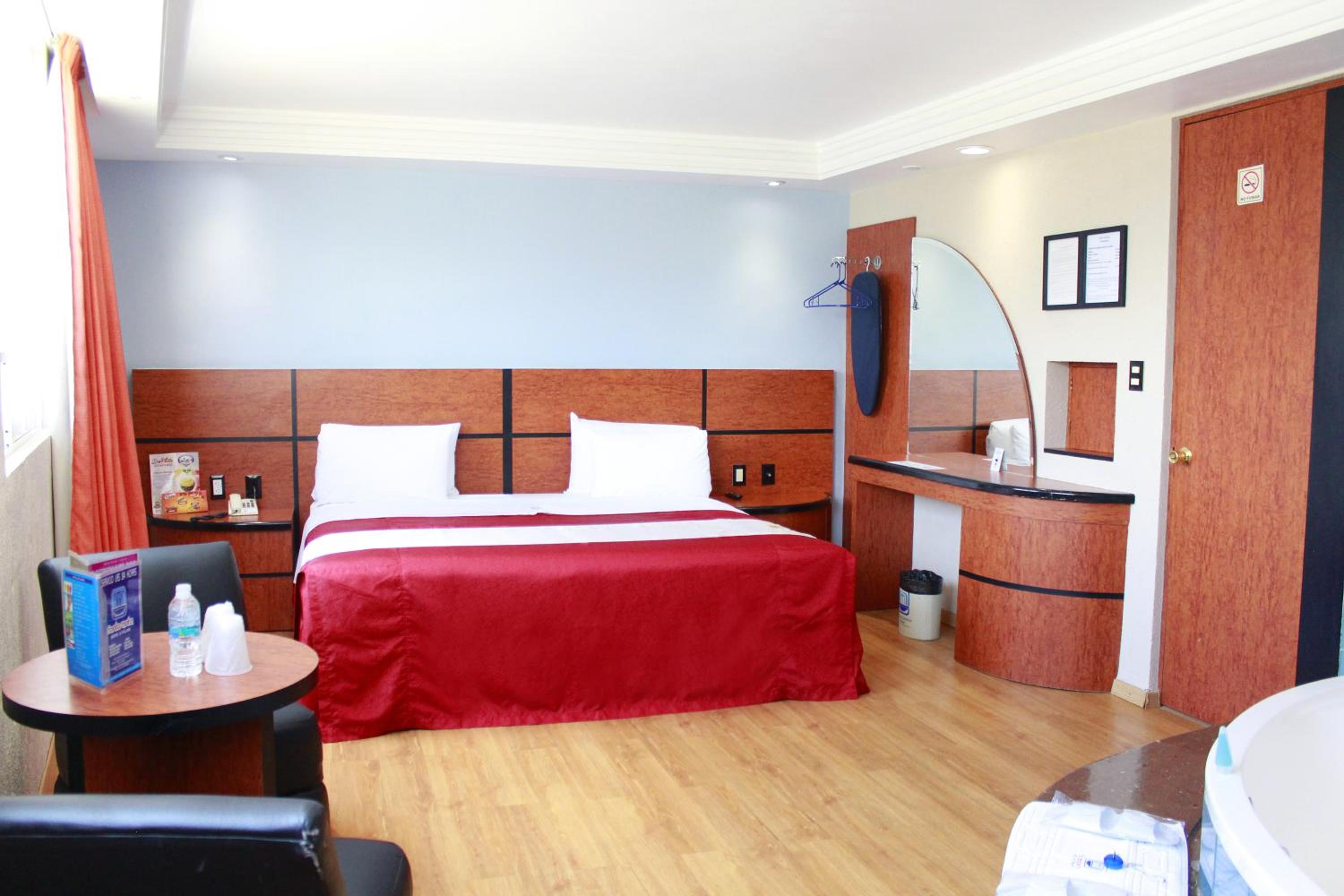 Suite with Jacuzzi