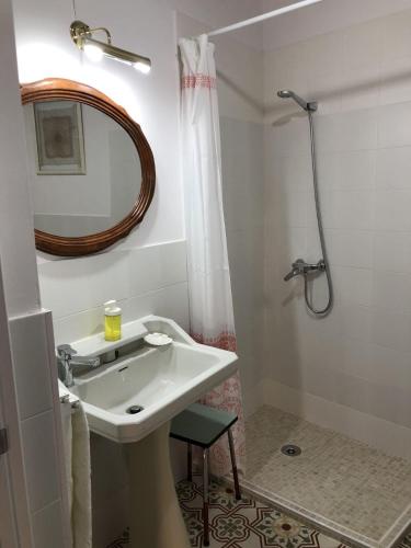 Large Single Room with External Bathroom  photo 1