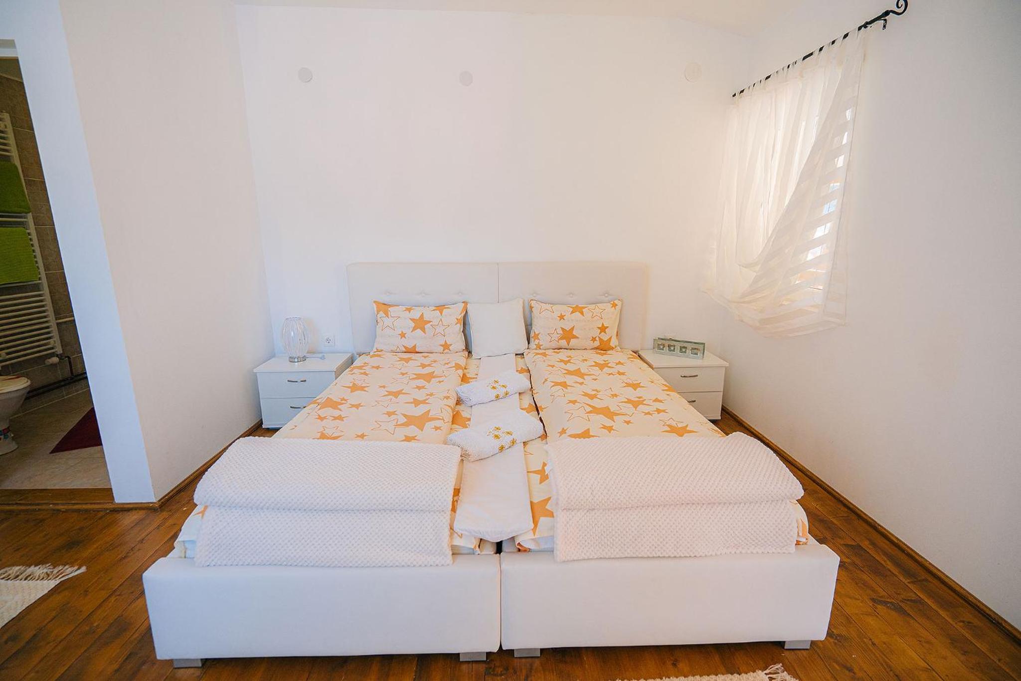 Deluxe Double or Twin Room - Photo 18