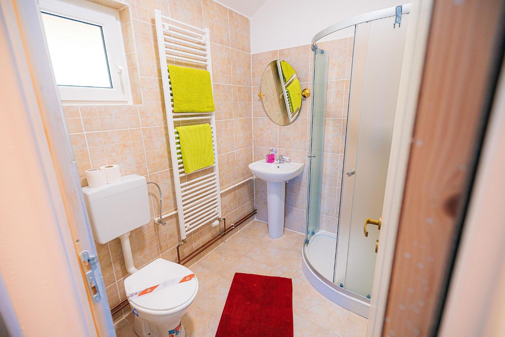 Deluxe Double or Twin Room - Photo 19