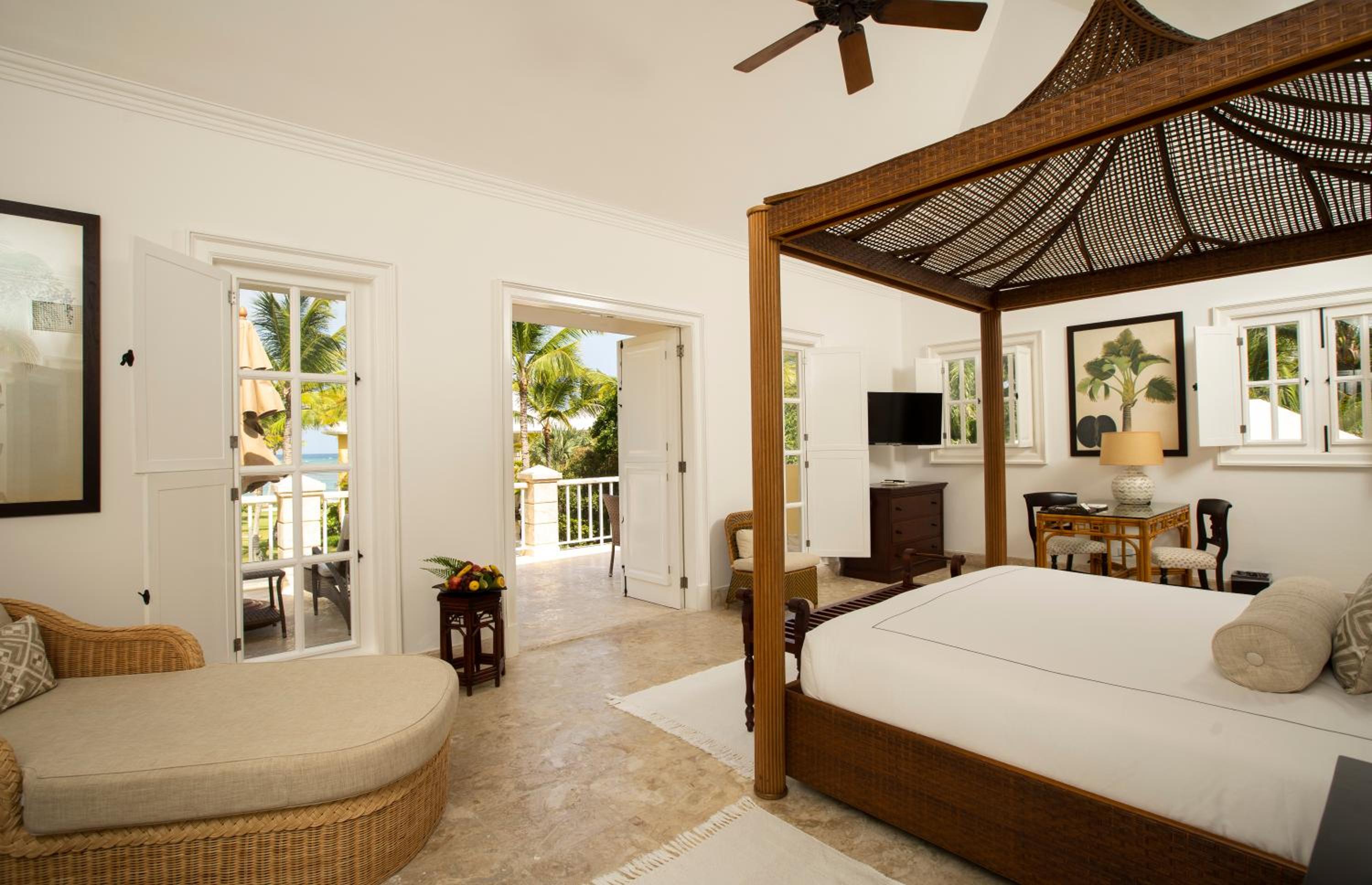 Junior Suite (Non Smoking) photo 3