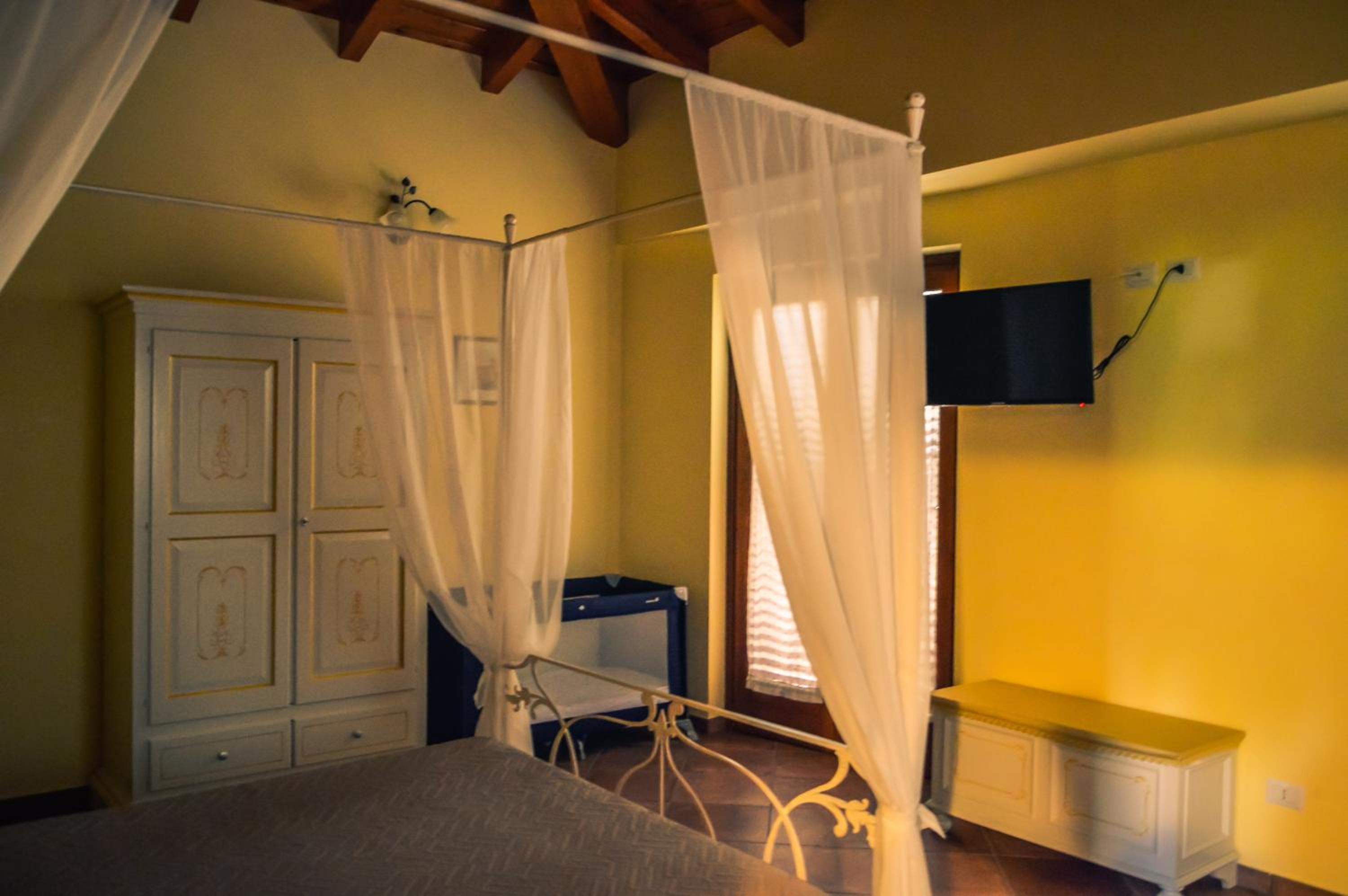 Superior King Room photo 1